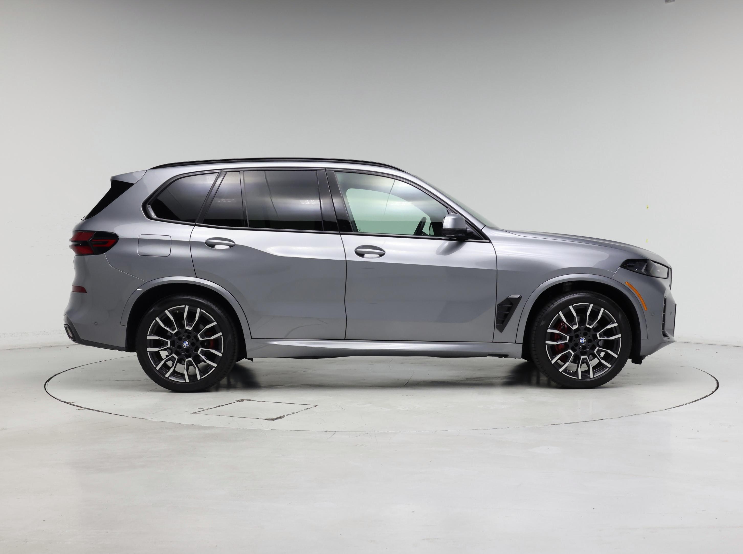 Thumbnail: 2024 BMW X5 - 7