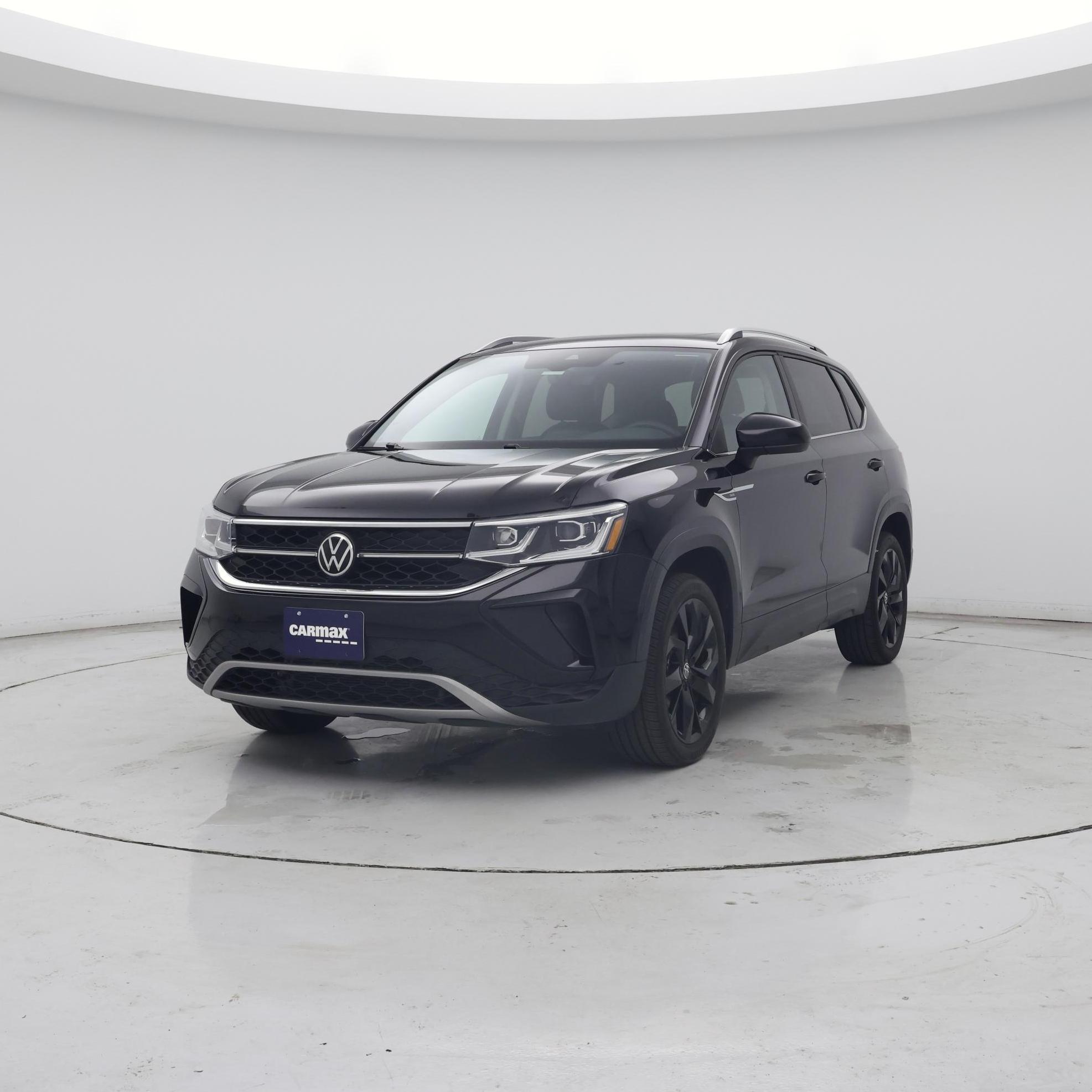 Thumbnail: 2022 Volkswagen Taos - 4
