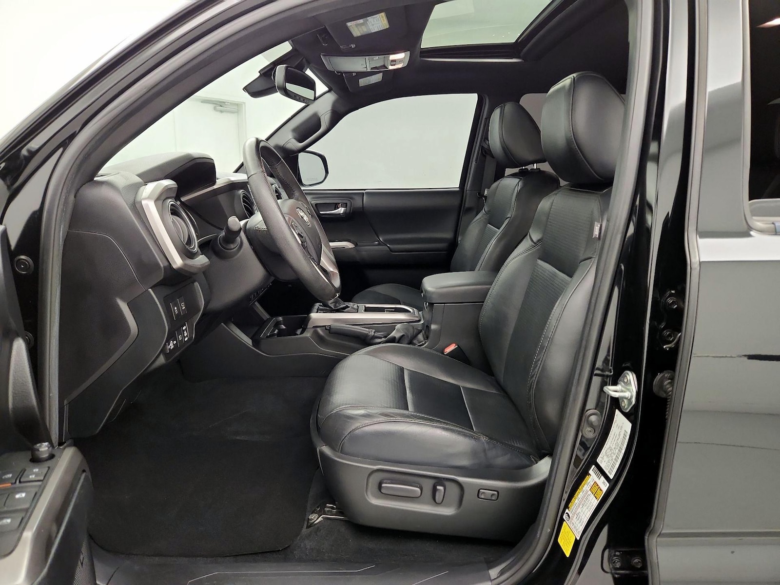 2022 Toyota Tacoma Limited - Photo 12
