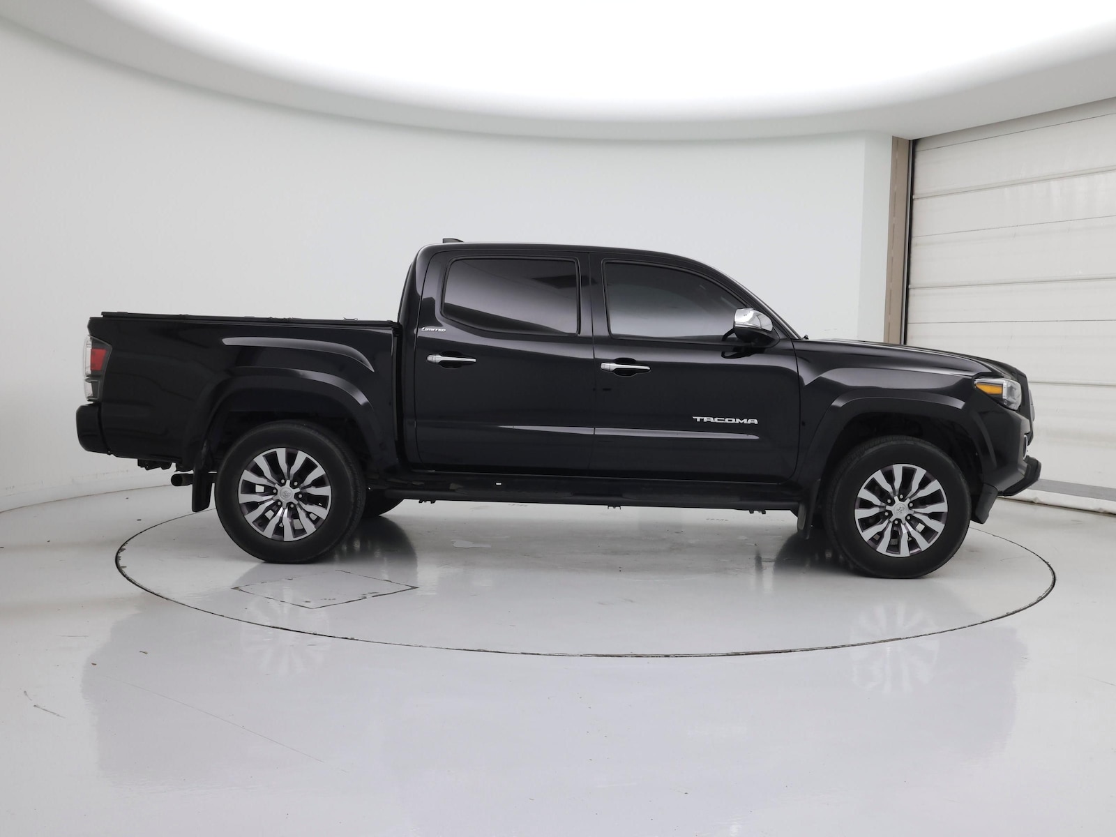 2022 Toyota Tacoma Limited - Photo 8