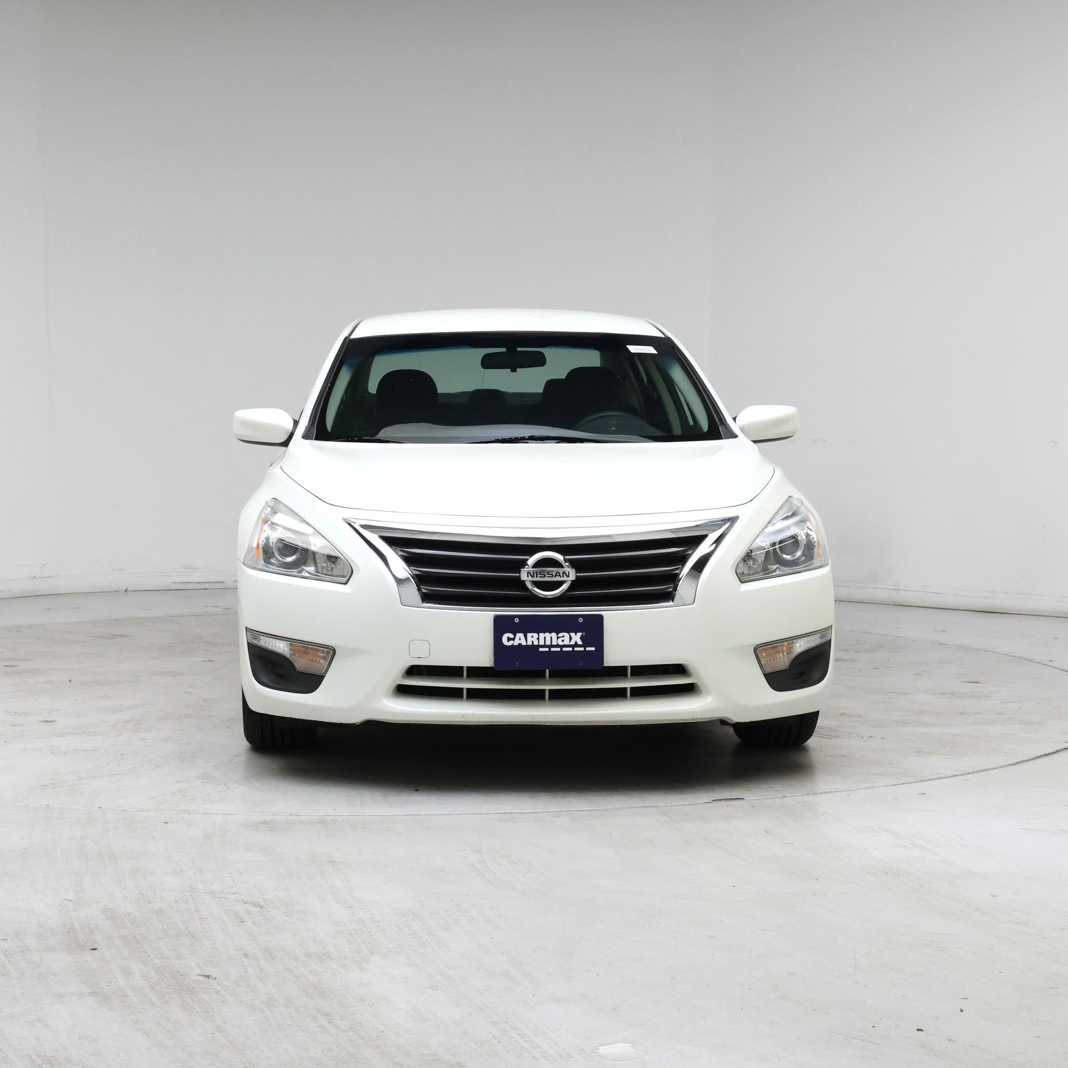 Thumbnail: 2015 Nissan Altima - 5