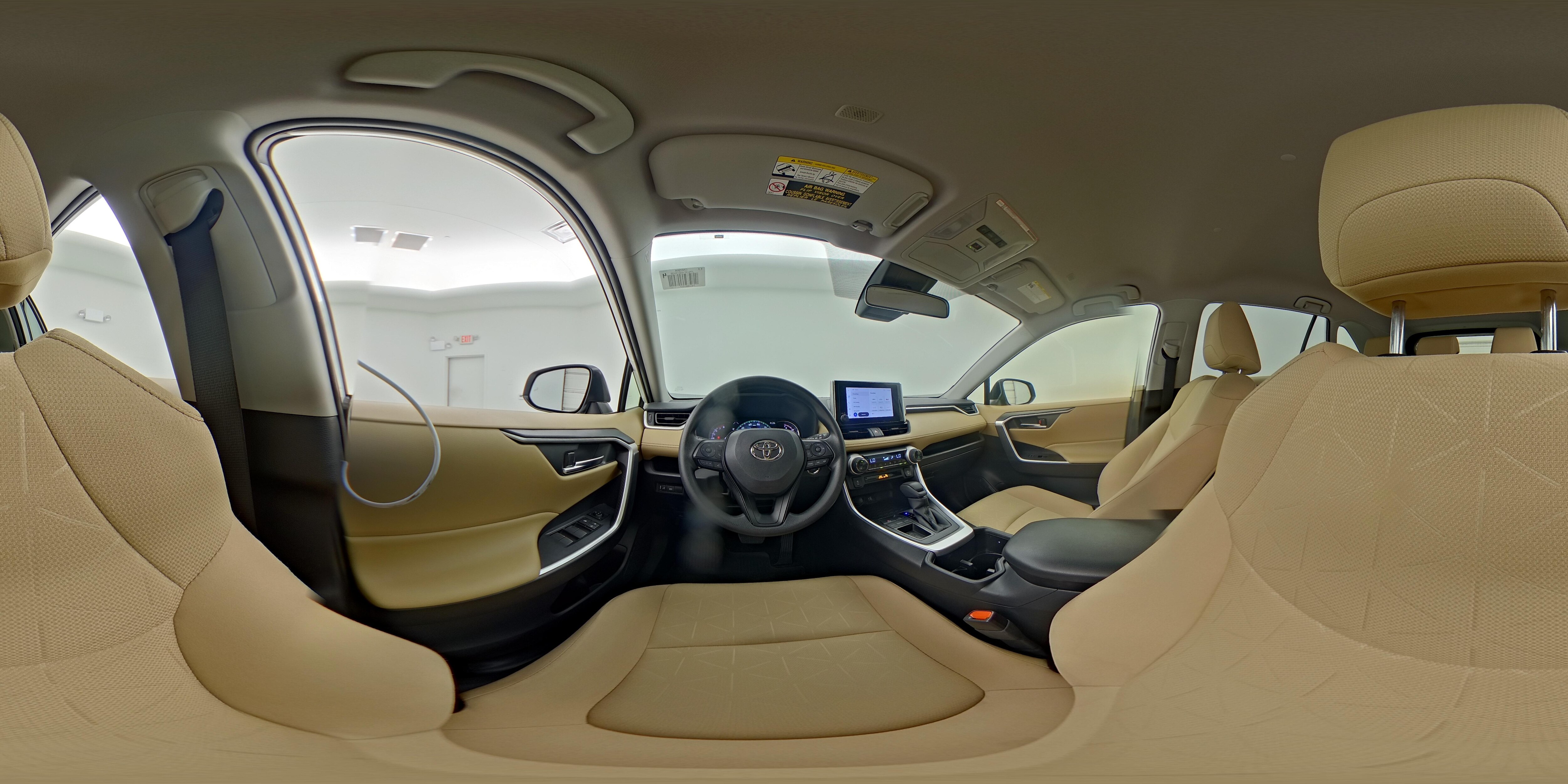 2025 Toyota RAV4 XLE - Photo 26