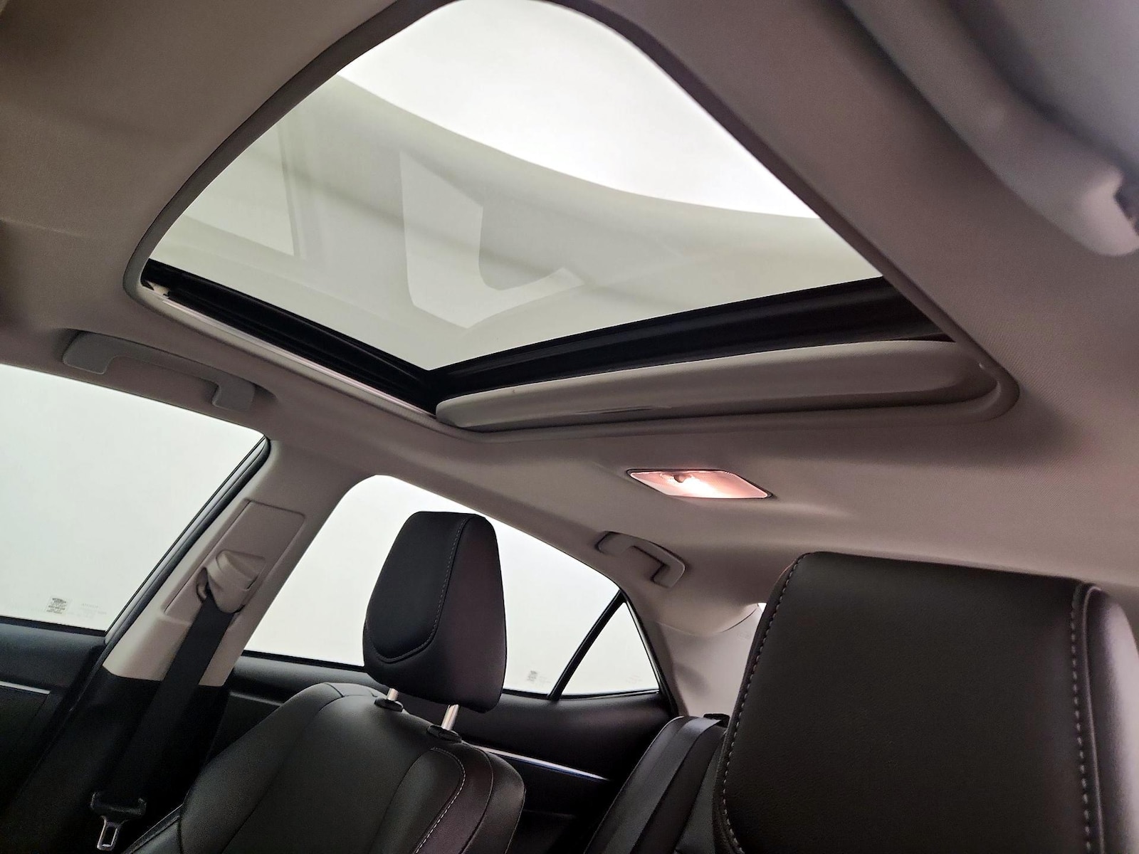 2015 Toyota Corolla S Premium - Photo 20