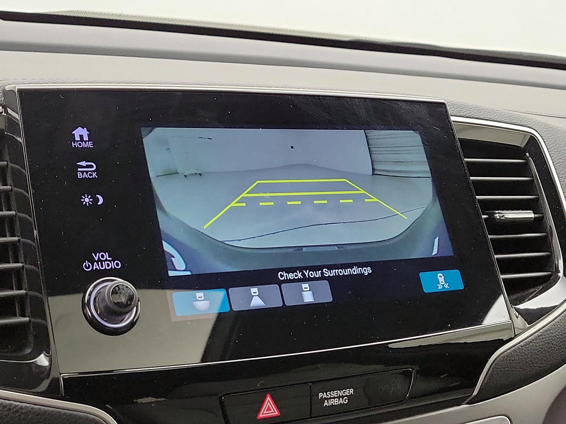 Thumbnail: 2019 Honda Passport - 14