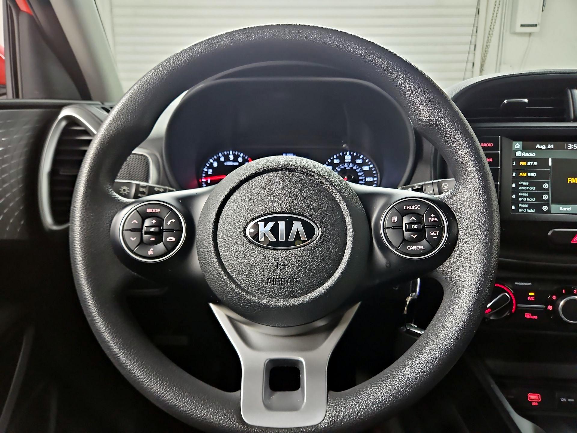 Thumbnail: 2020 Kia Soul - 10
