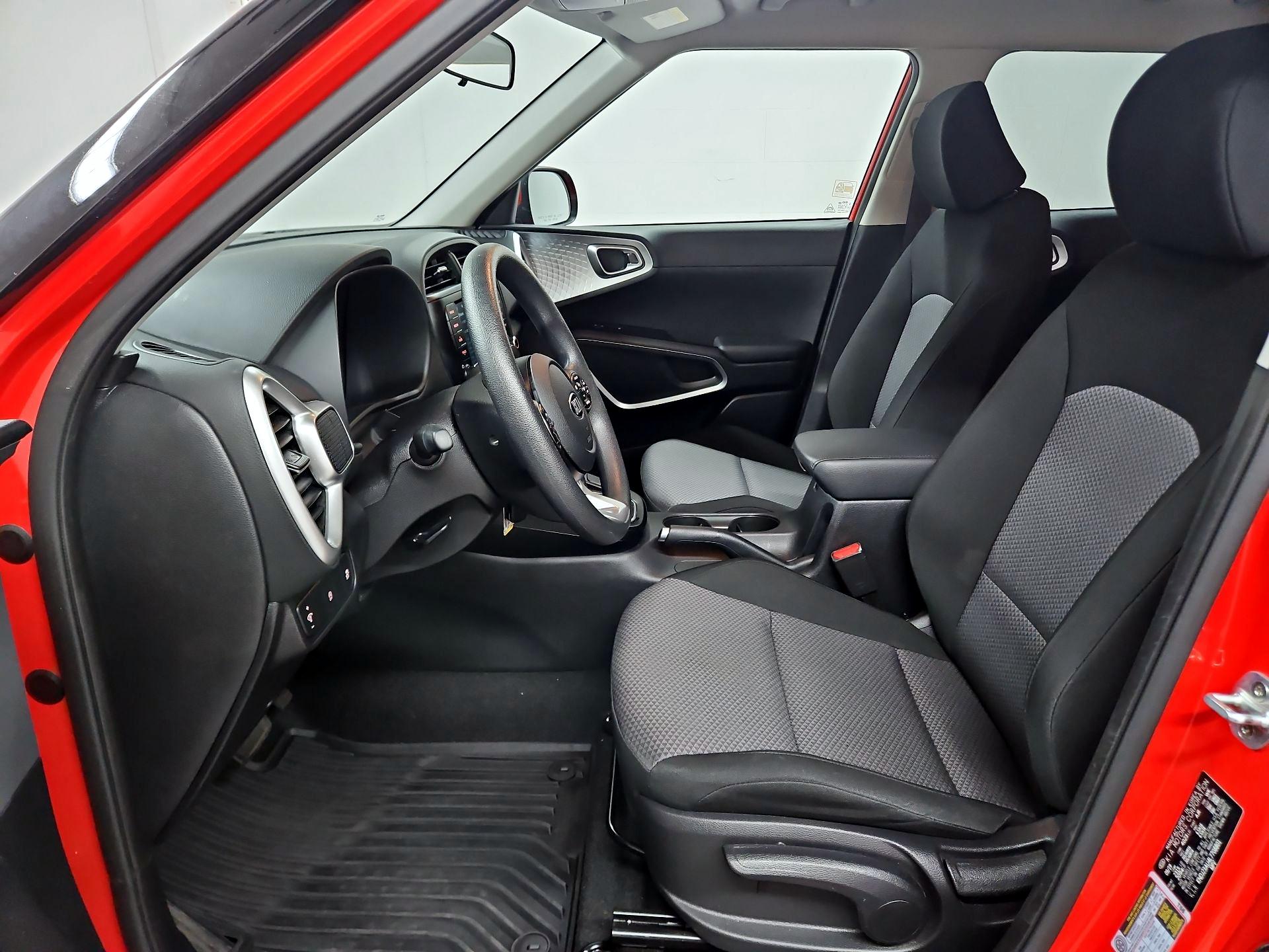 Thumbnail: 2020 Kia Soul - 11