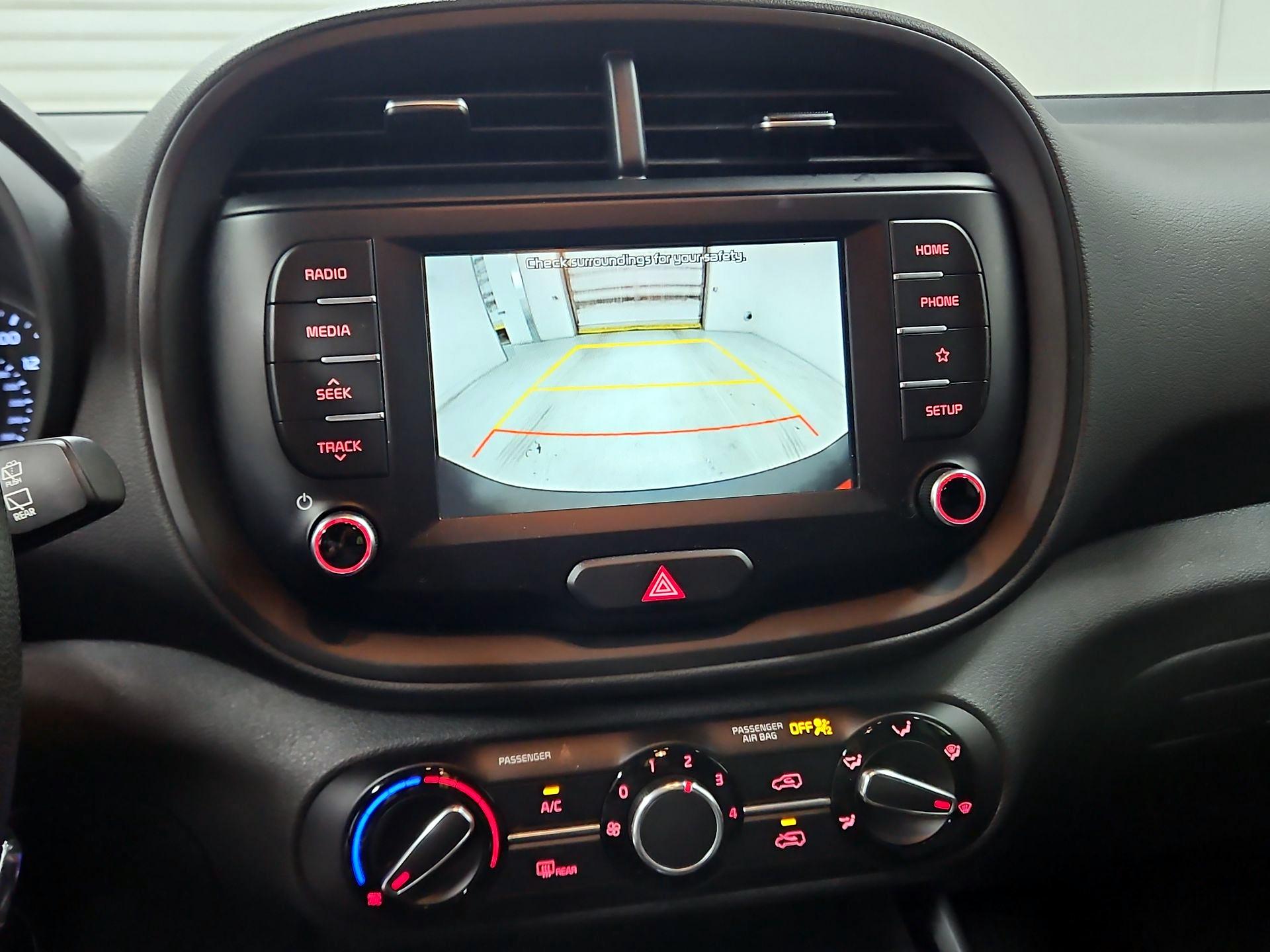 Thumbnail: 2020 Kia Soul - 14