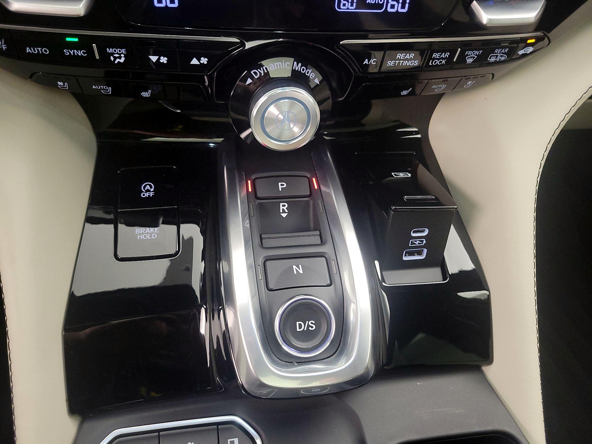 Thumbnail: 2022 Acura MDX - 18