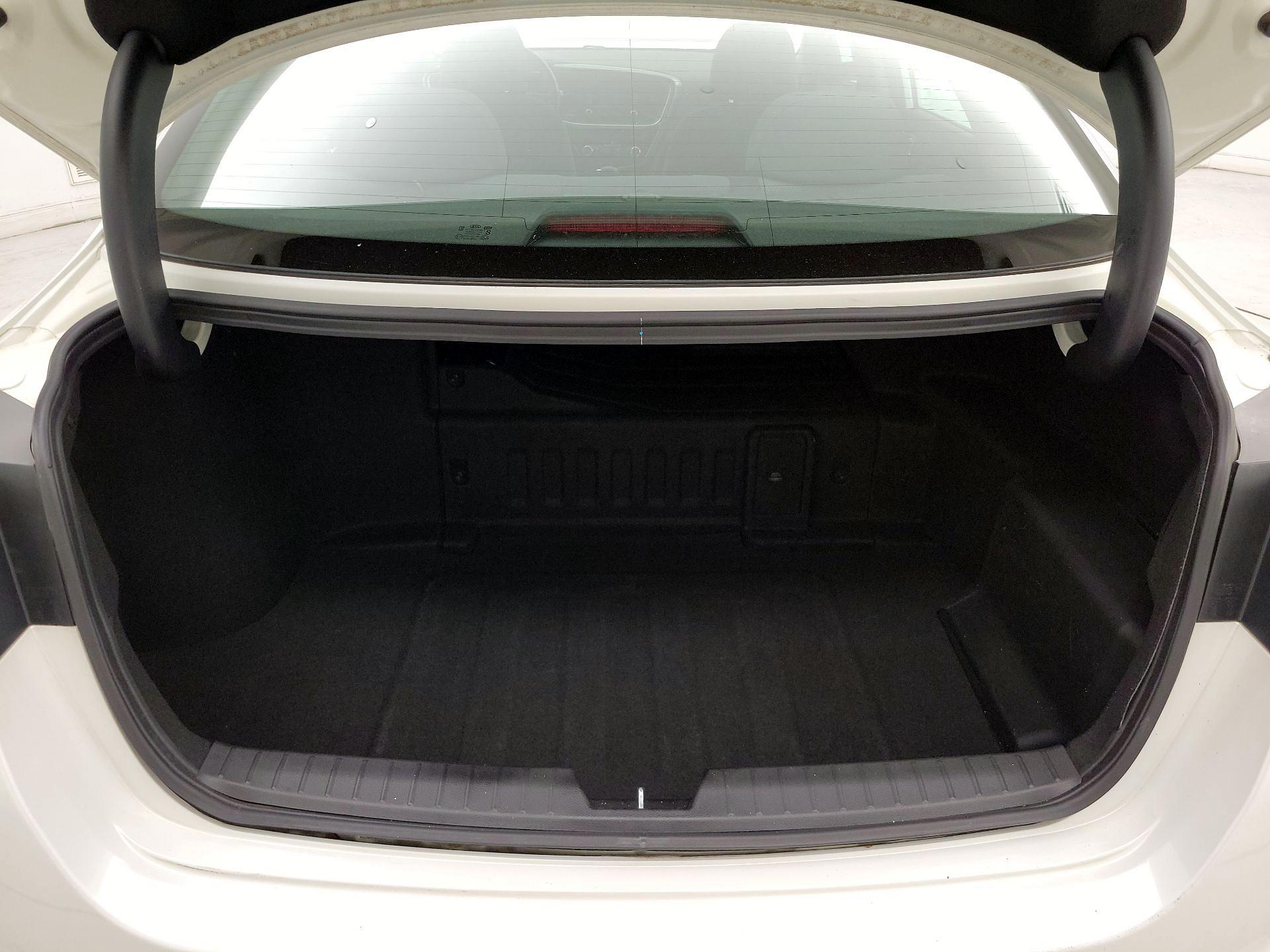 Thumbnail: 2015 Kia Optima - 20