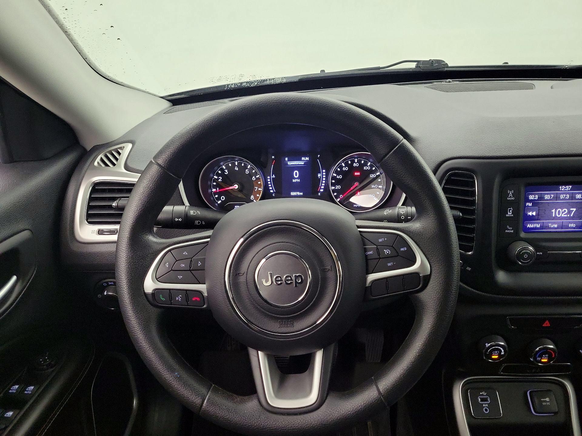 Thumbnail: 2018 Jeep Compass - 10