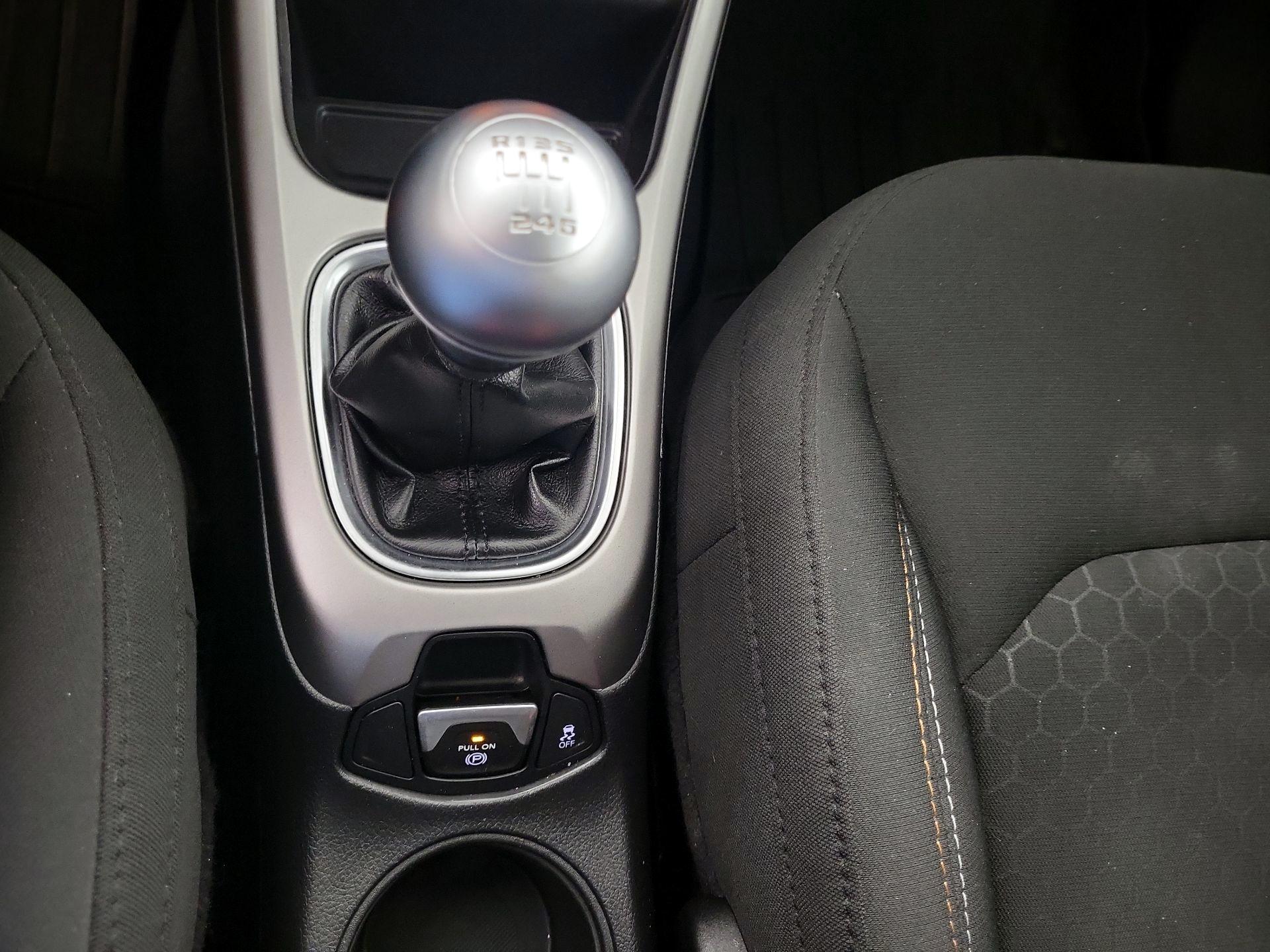 Thumbnail: 2018 Jeep Compass - 17