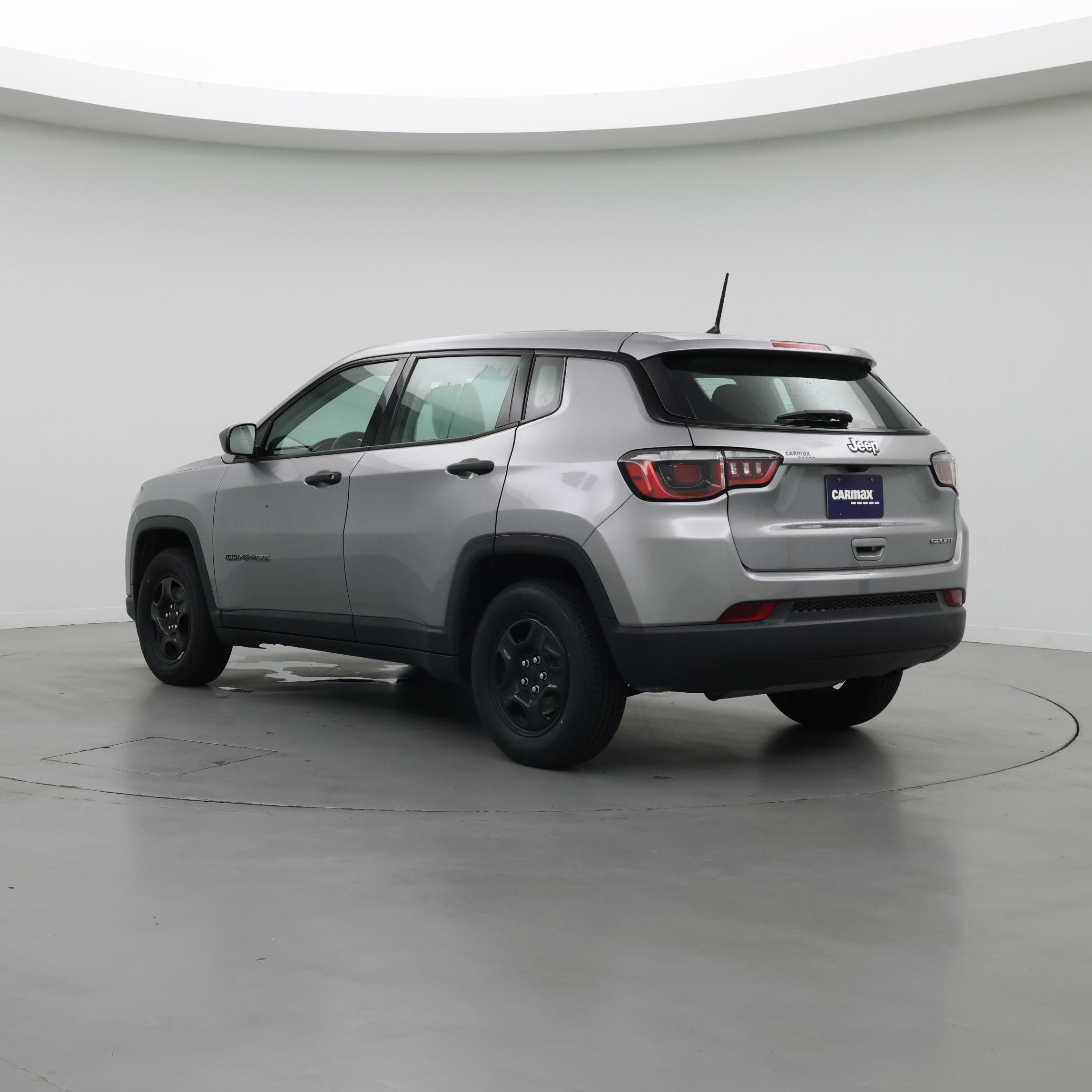 Thumbnail: 2018 Jeep Compass - 2