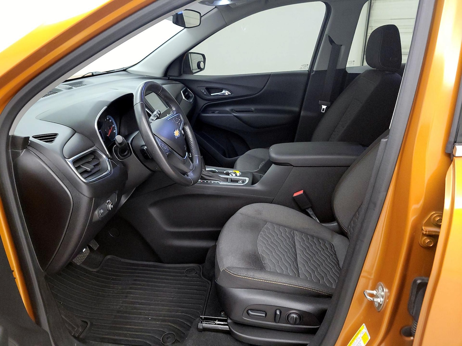 2018 Chevrolet Equinox LT - Photo 12