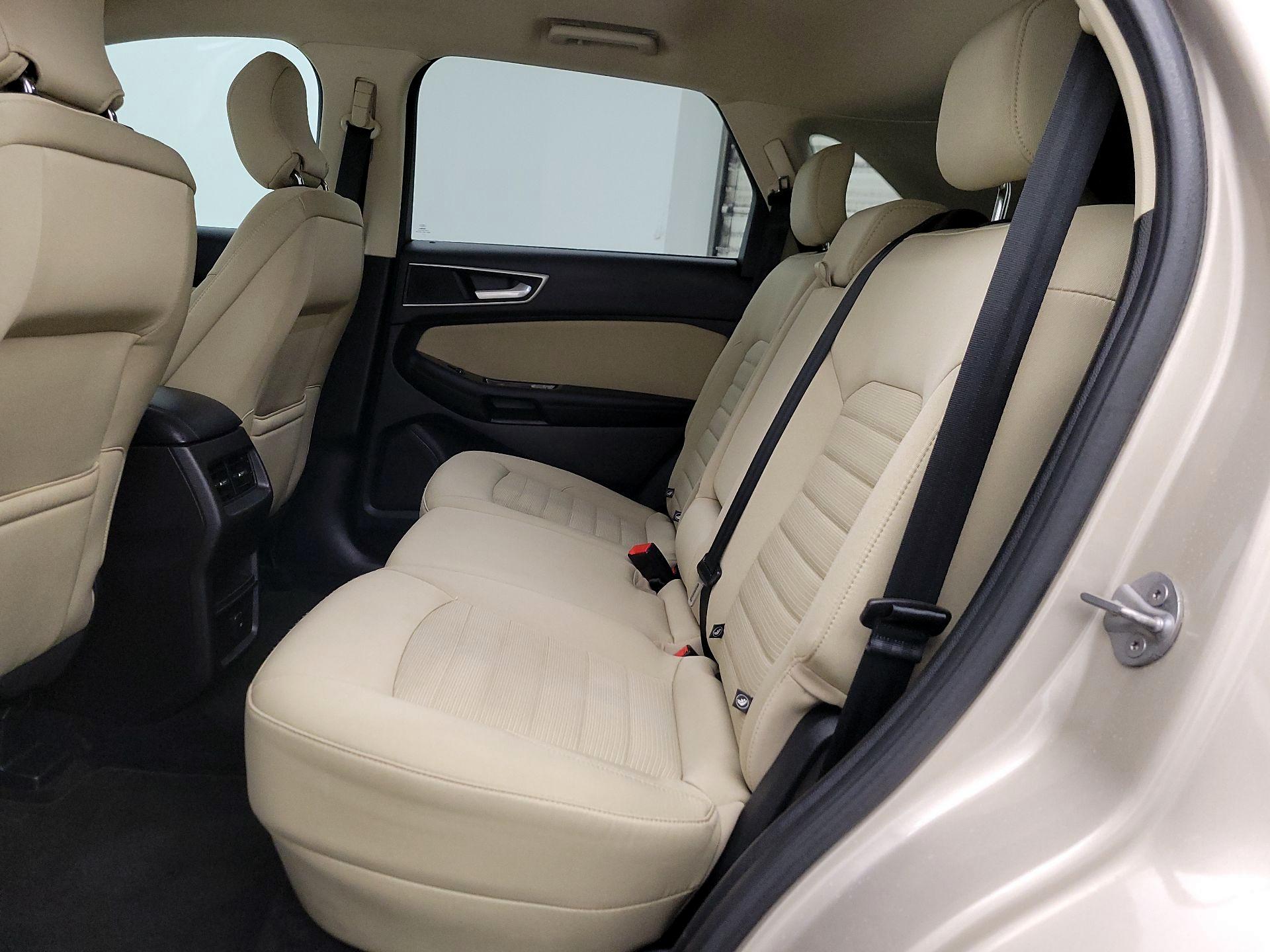 Thumbnail: 2017 Ford Edge - 19