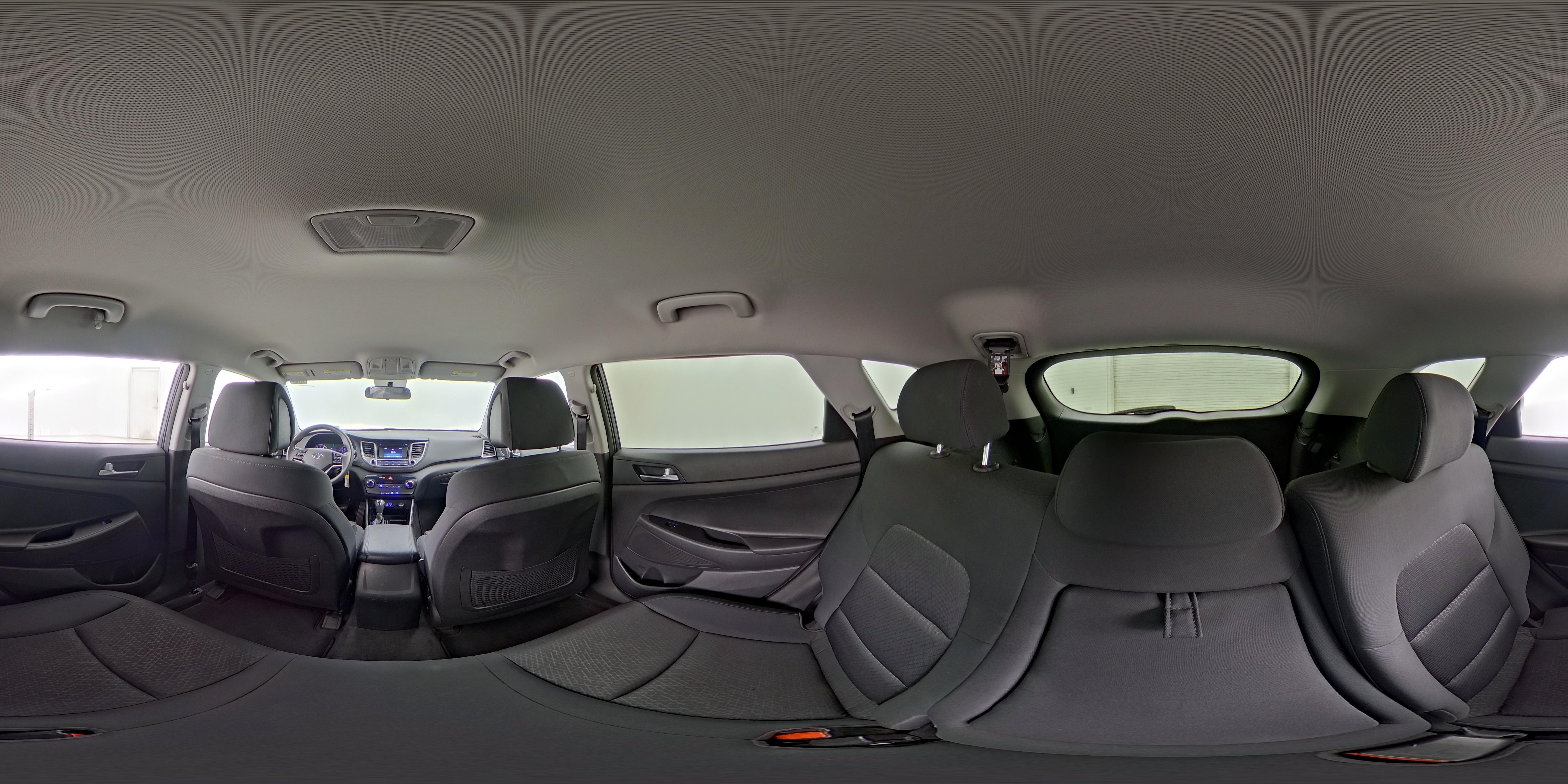 2017 Hyundai Tucson SE - Photo 25