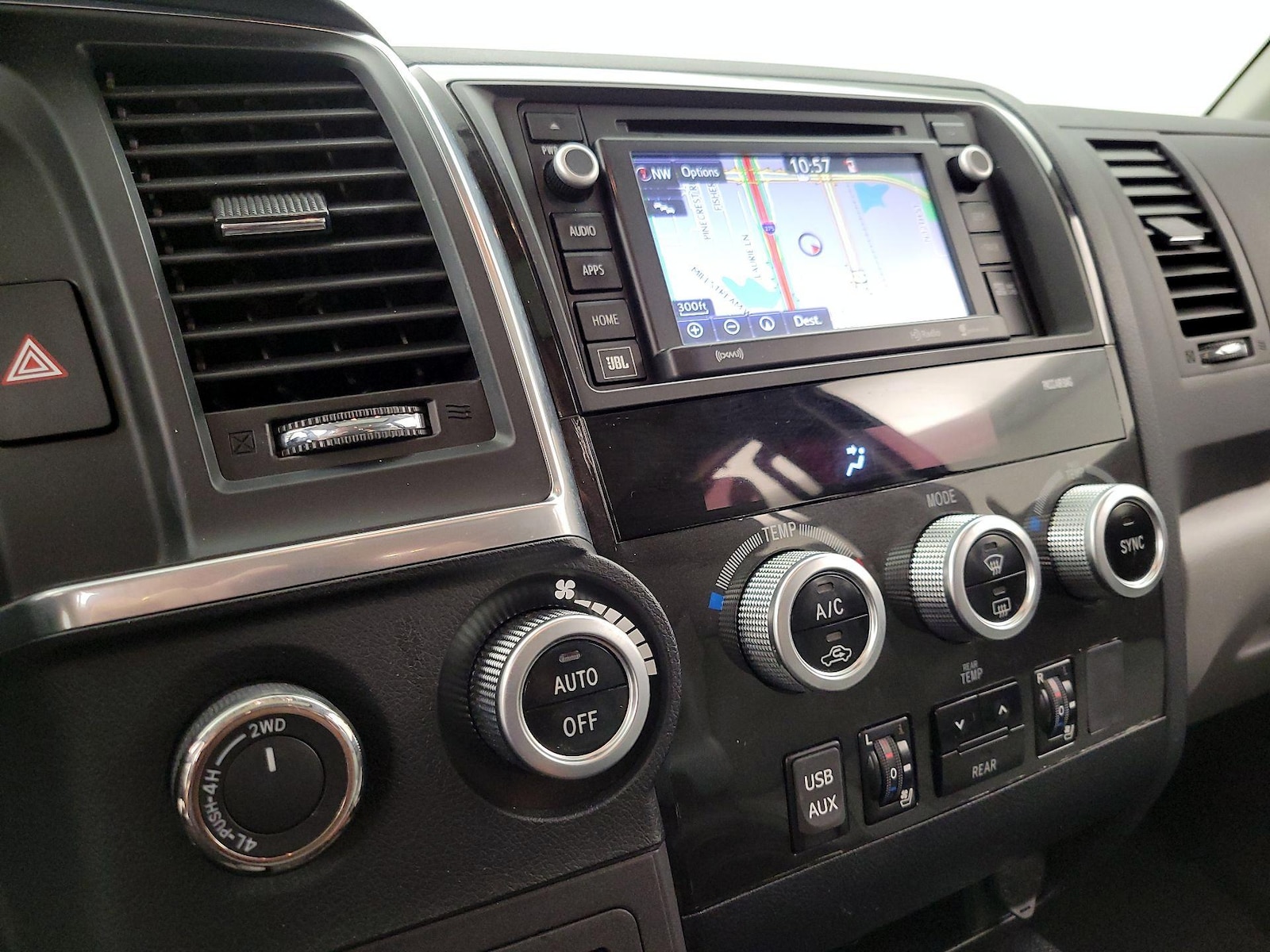 2018 Toyota Sequoia Platinum - Photo 15