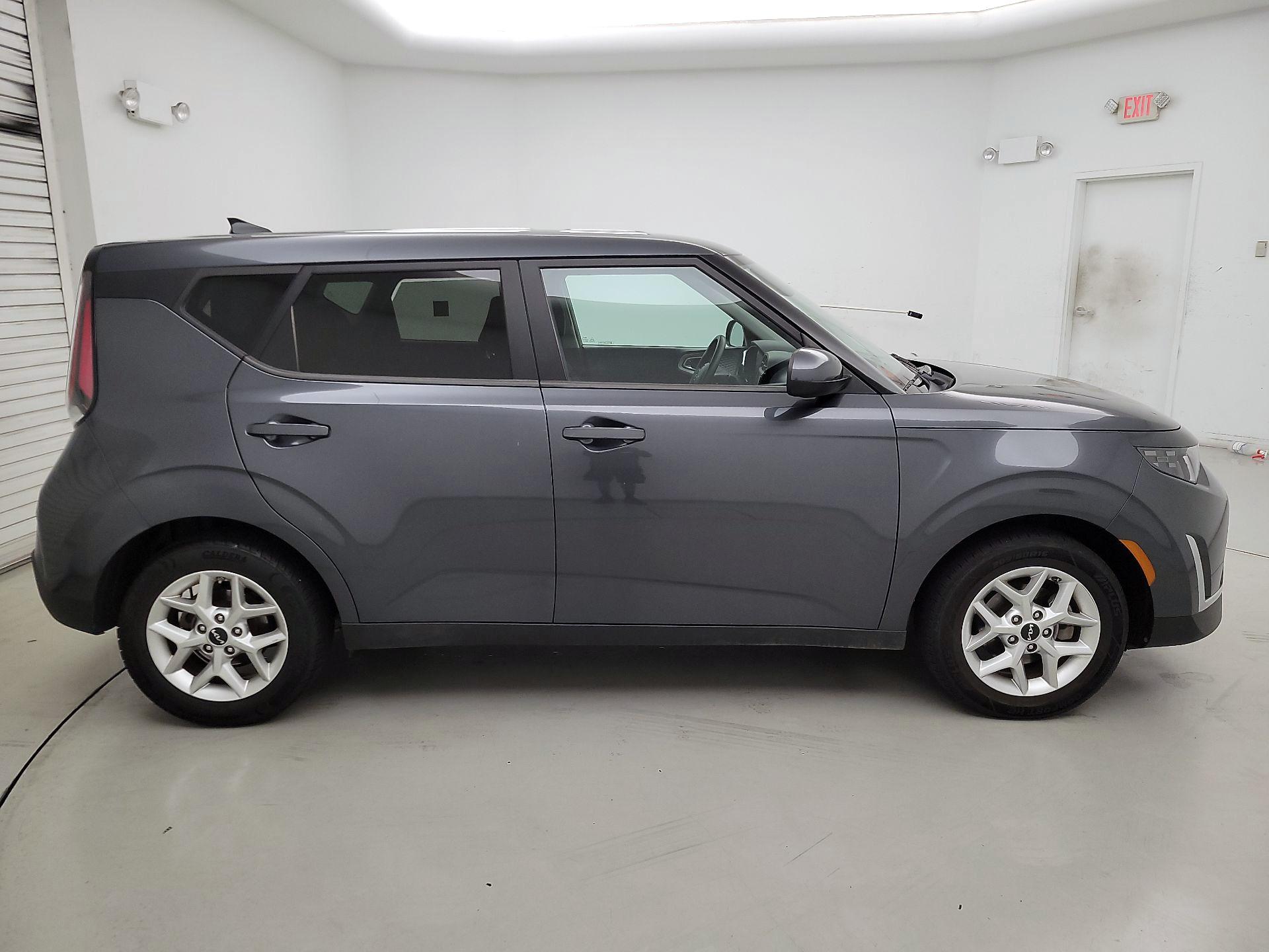 Thumbnail: 2023 Kia Soul - 4