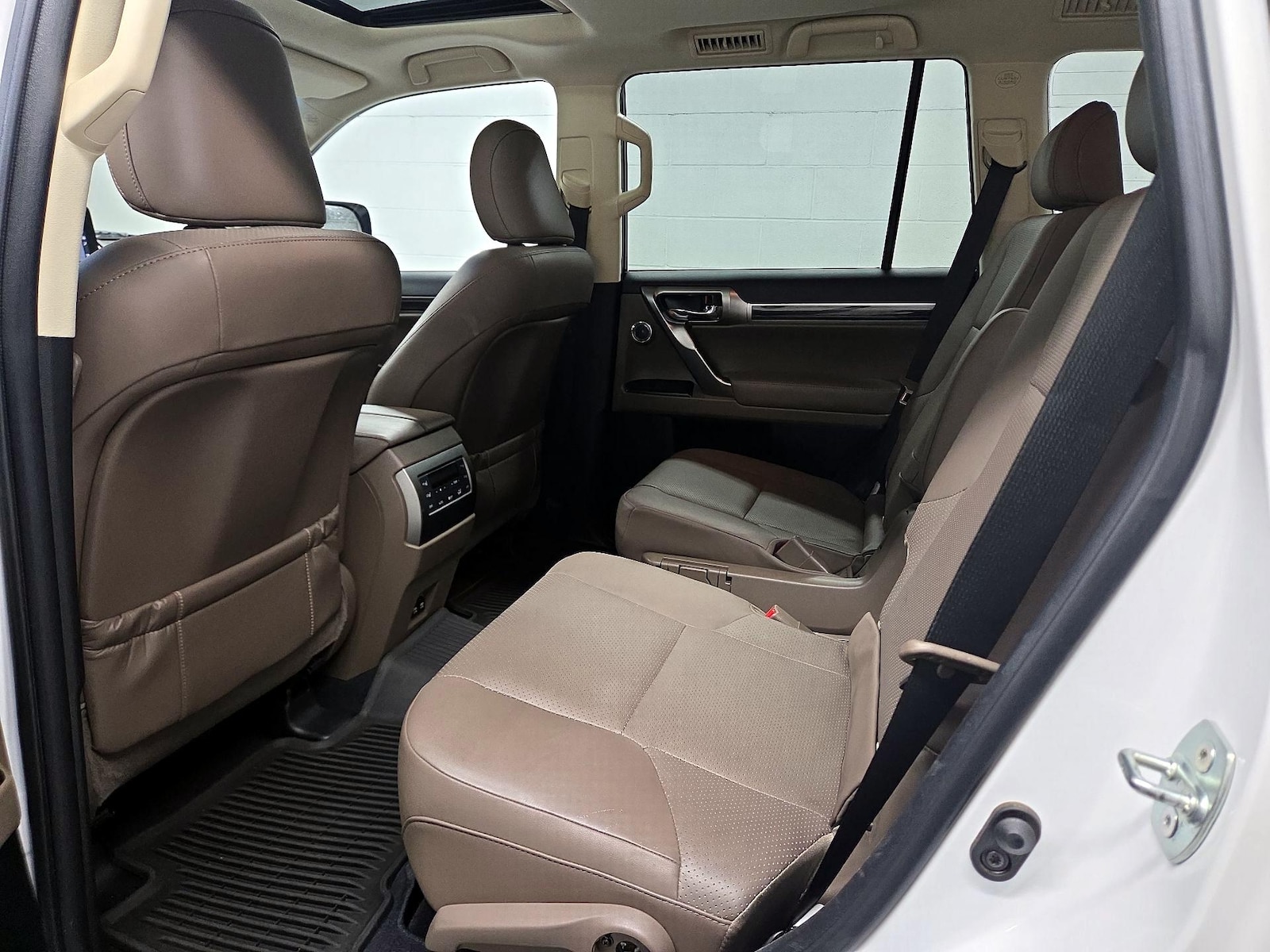 Rear Air Conditioning