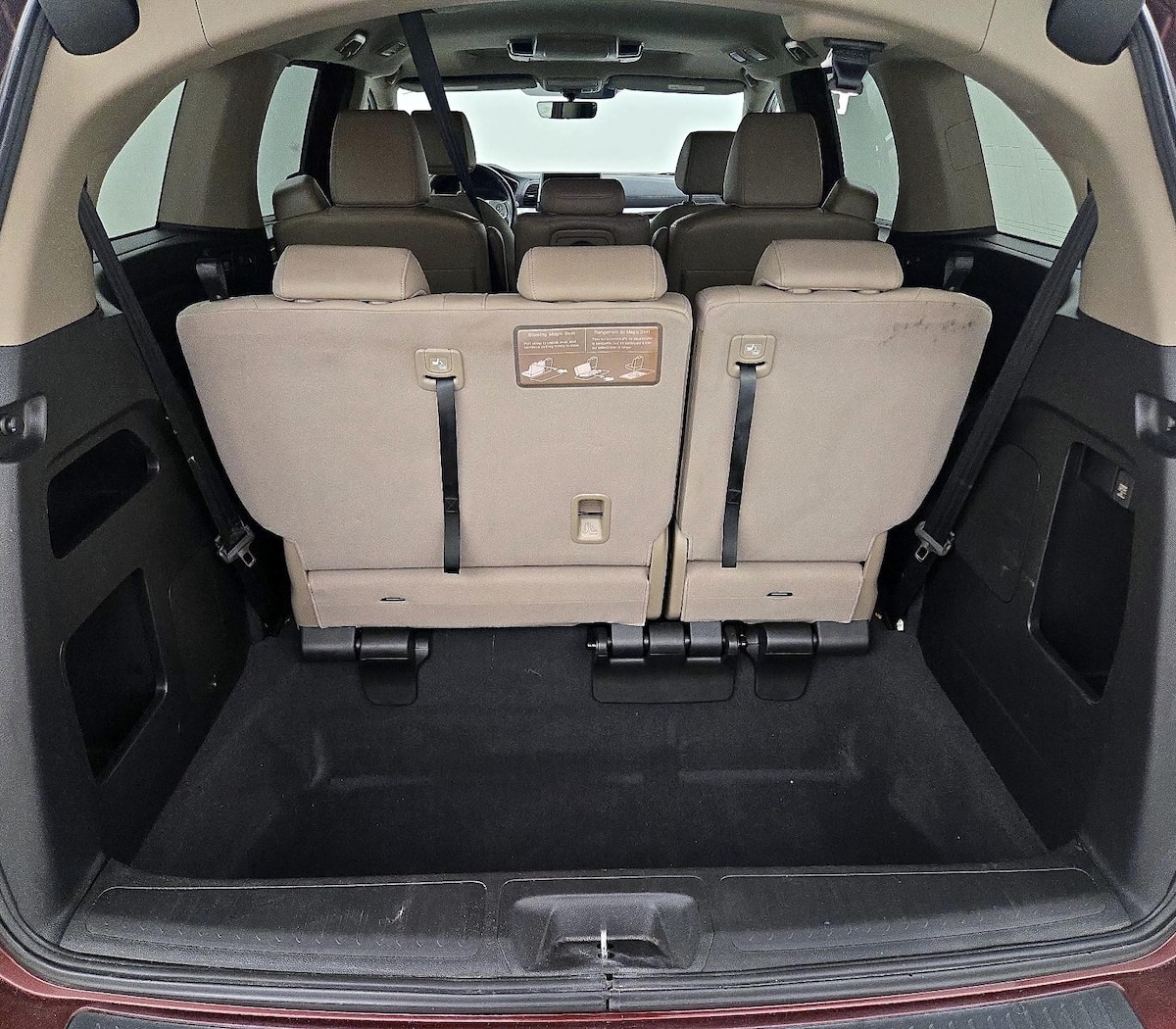 Trunk/Cargo (Seats Up)
