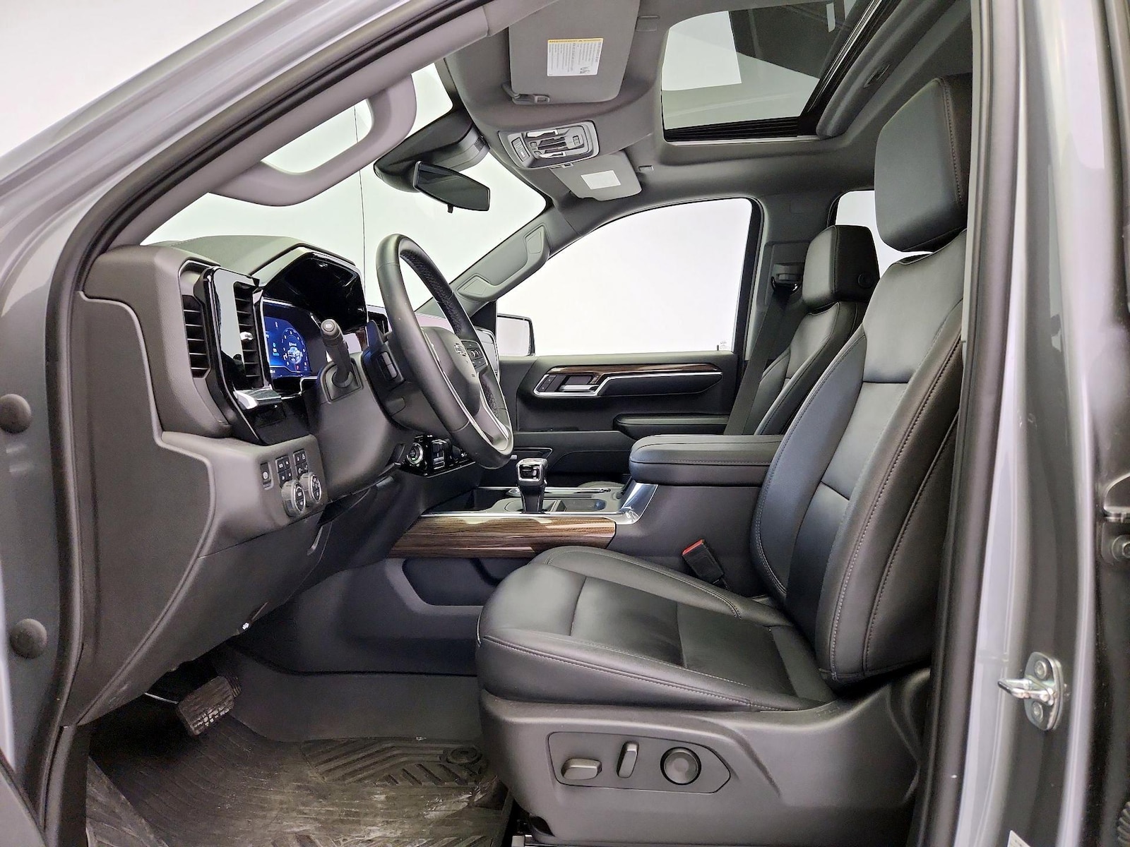 2023 Chevrolet Silverado 1500 LT Trail Boss - Photo 12