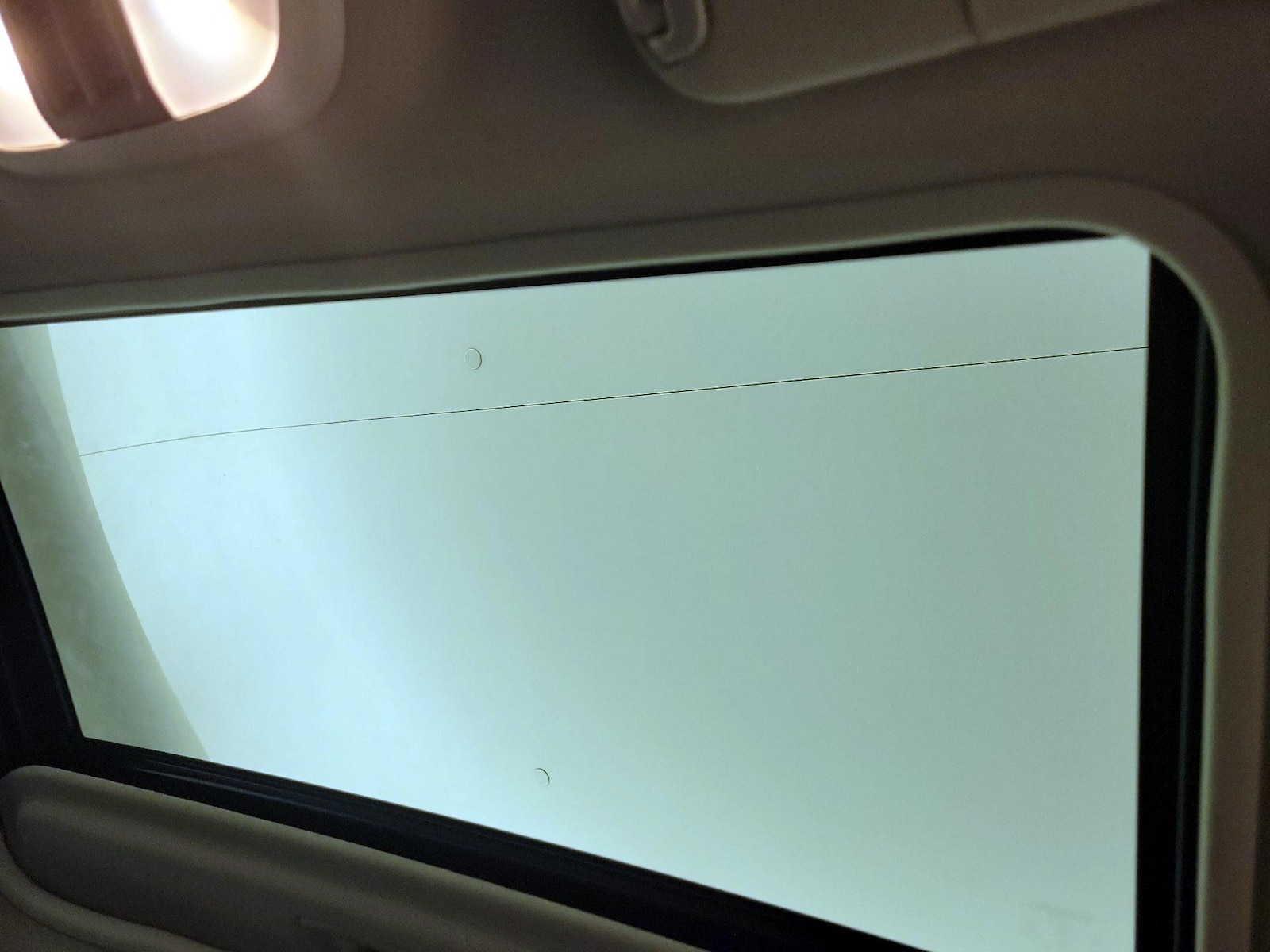 Sunroof(s) & Overhead Airbags
