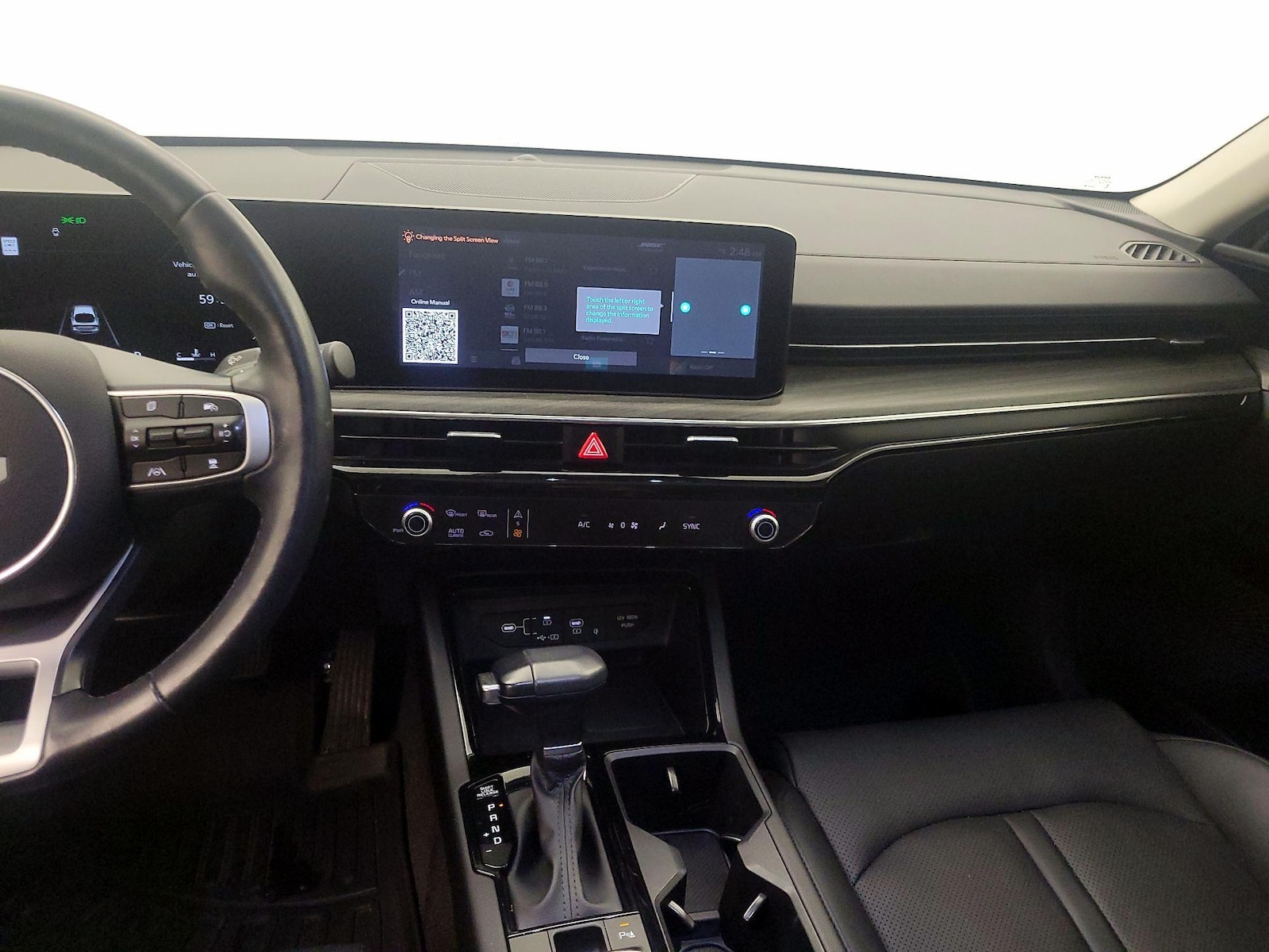 2025 Kia K5 EX - Photo 10