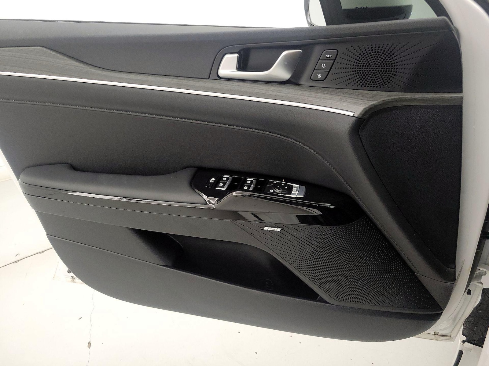 2025 Kia K5 EX - Photo 13