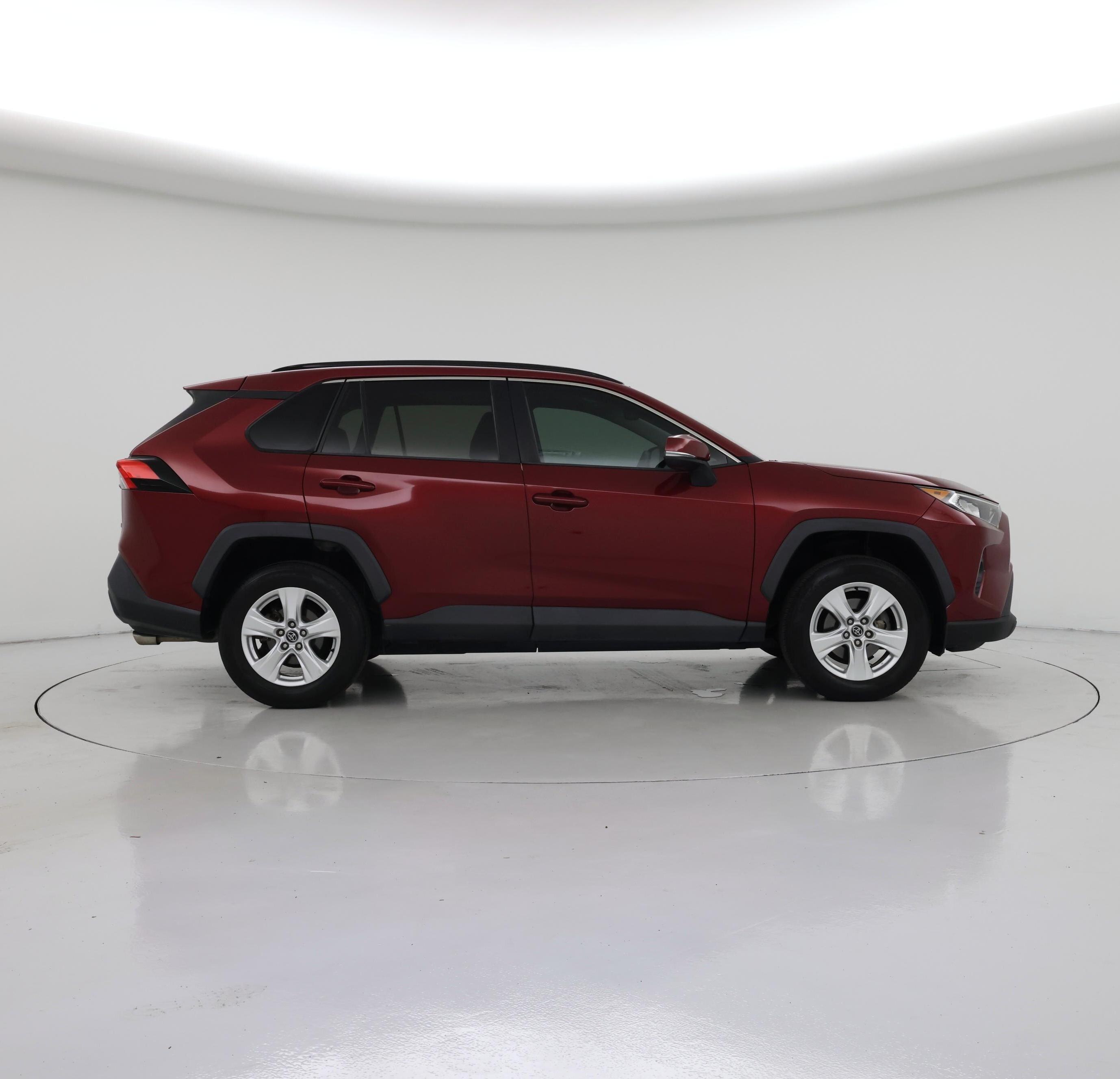 Thumbnail: 2021 Toyota RAV4 - 7