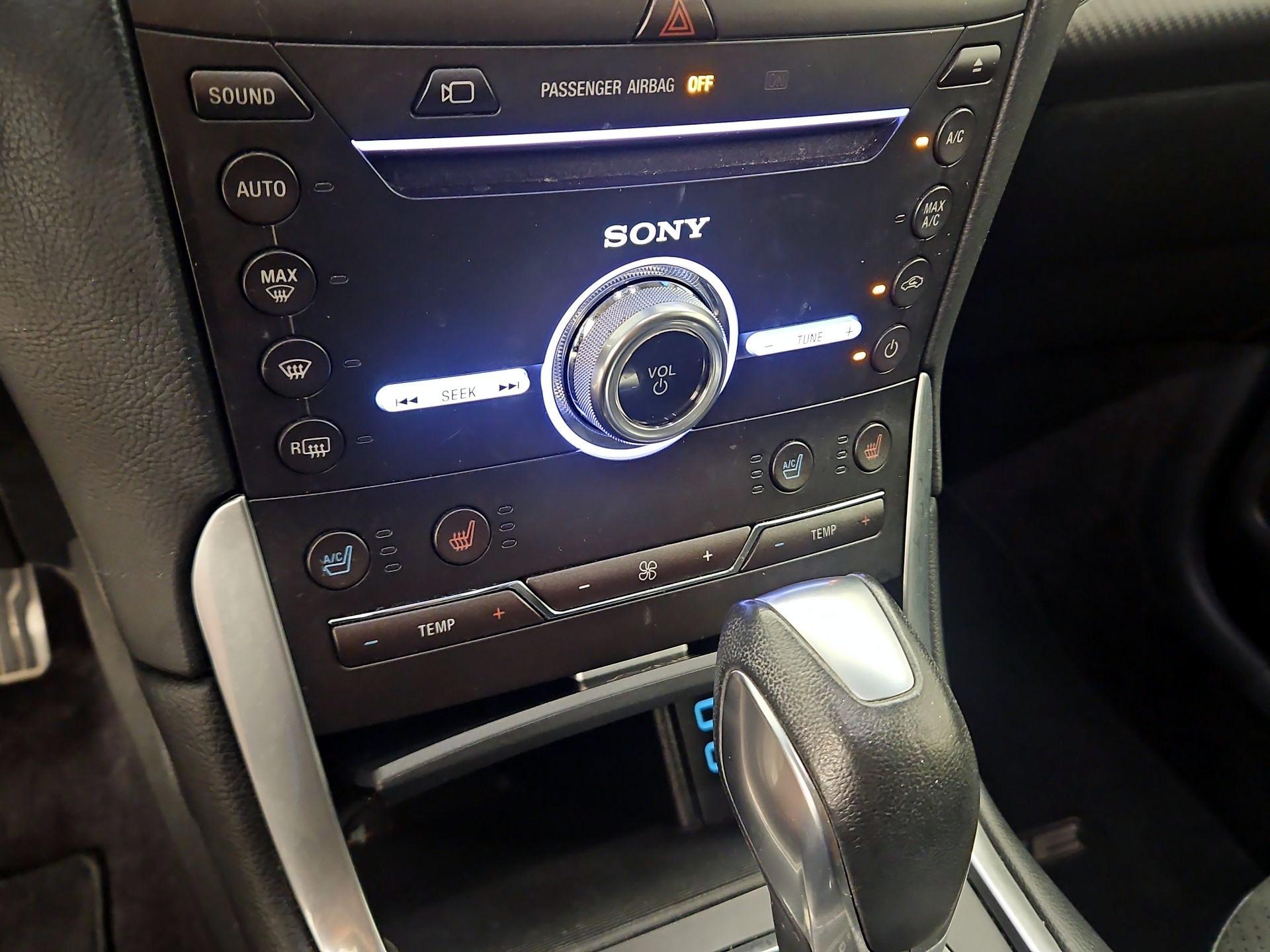 Thumbnail: 2017 Ford Edge - 17