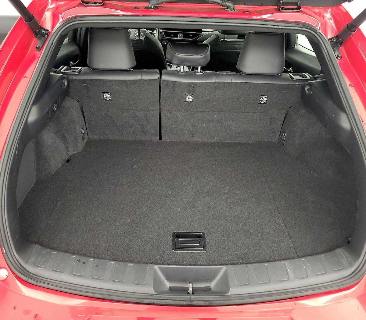 Trunk/Cargo (Seats Up)