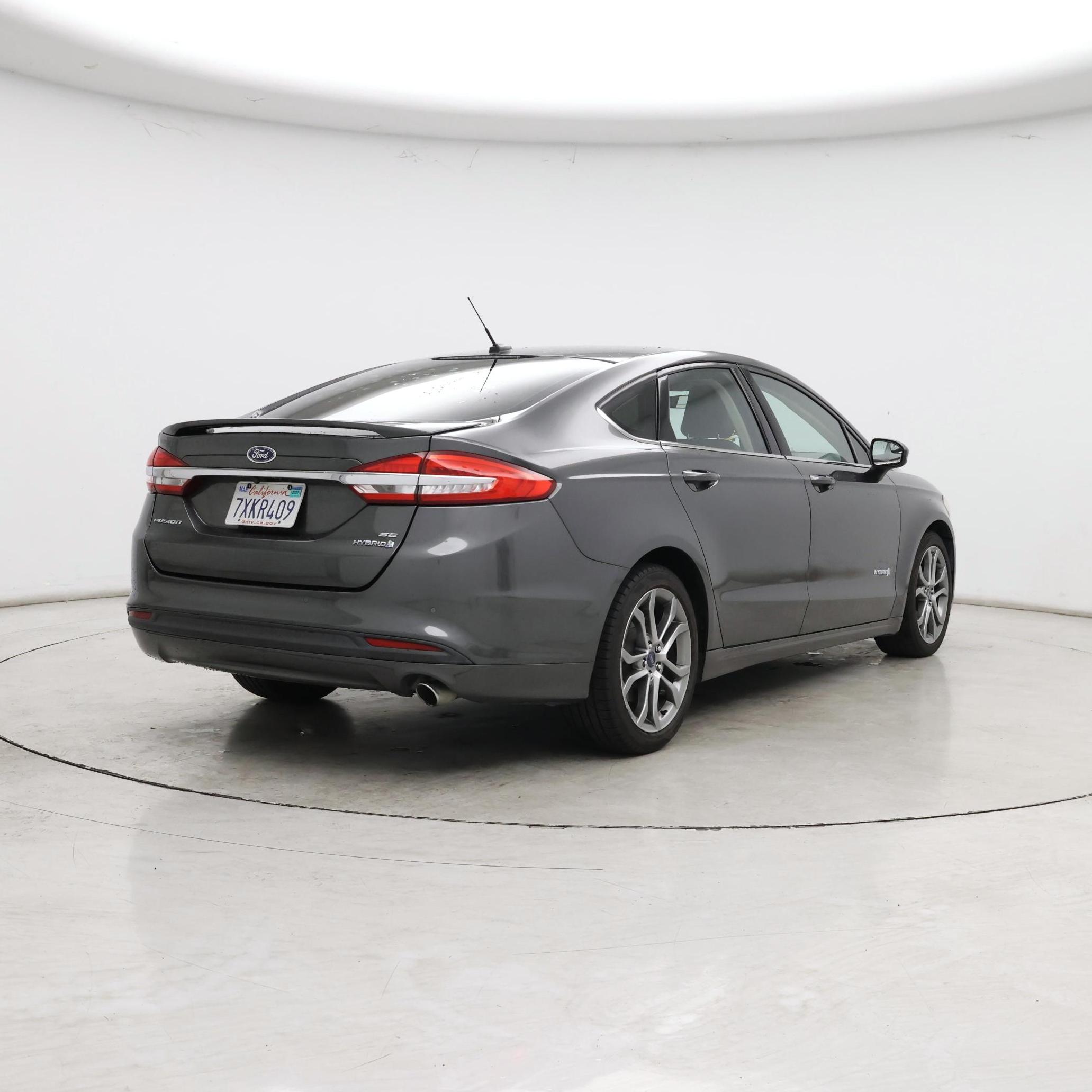 Thumbnail: 2017 Ford Fusion - 8