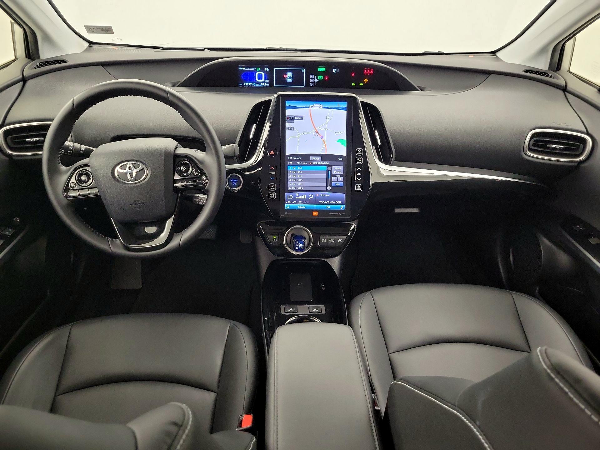 Thumbnail: 2020 Toyota Prius Prime - 9