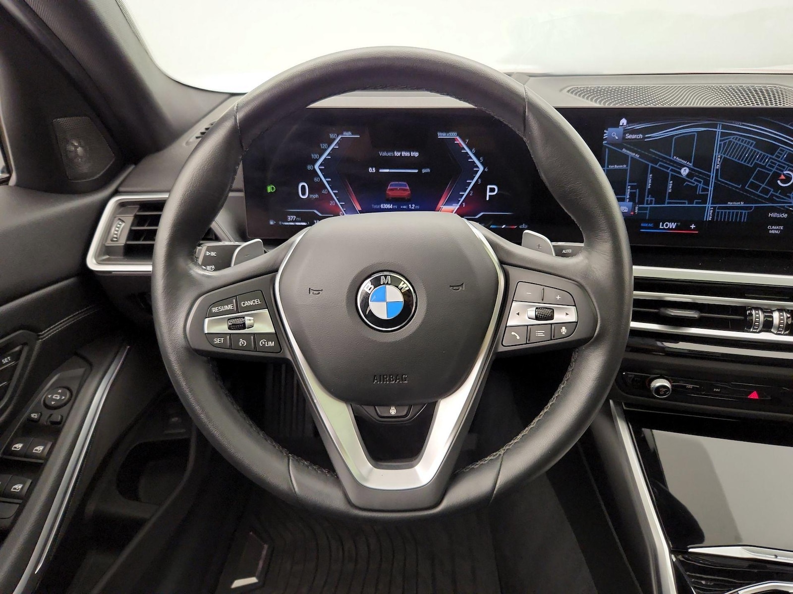 2024 BMW 3 Series 330i - Photo 11