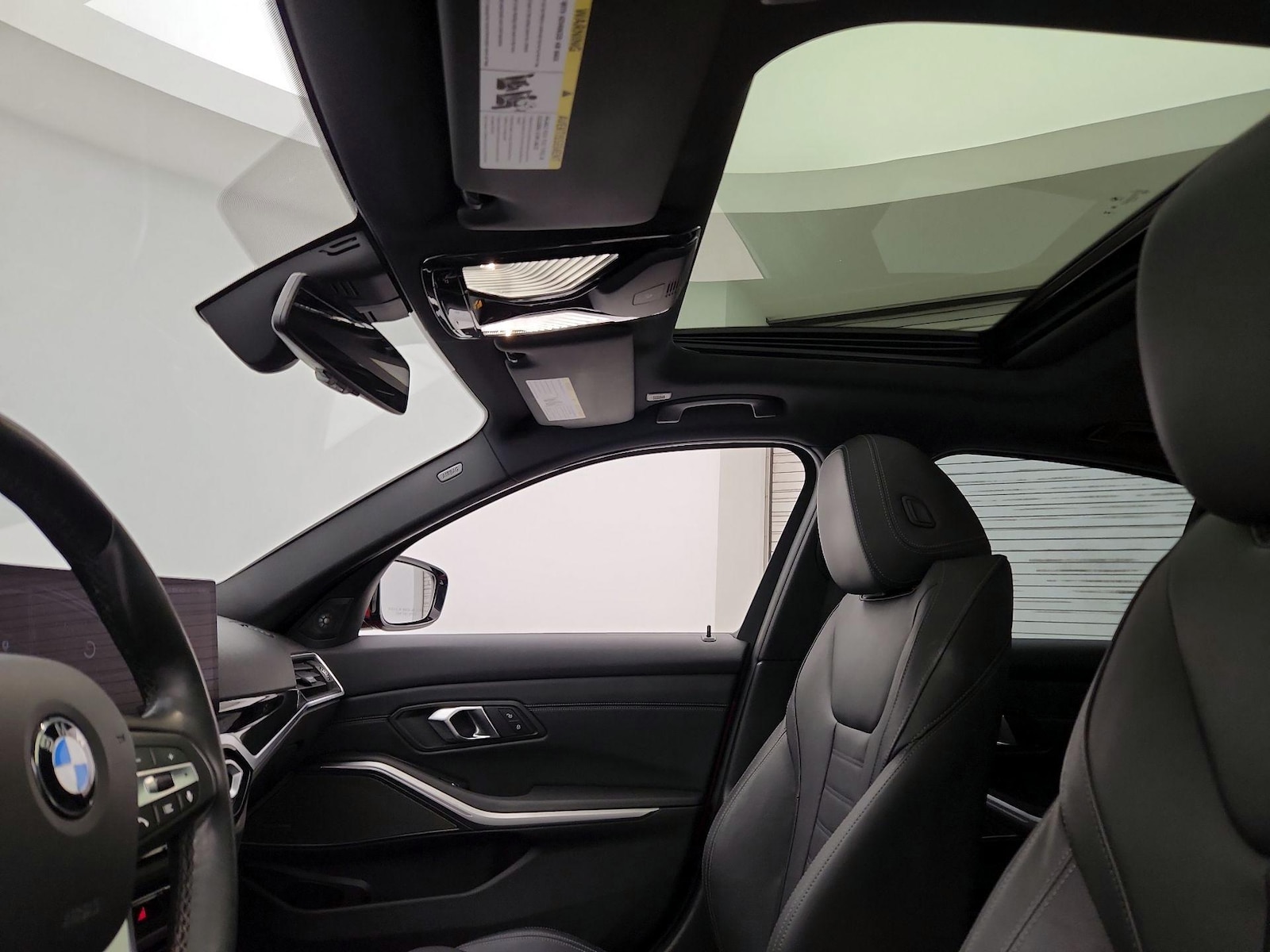 2024 BMW 3 Series 330i - Photo 21