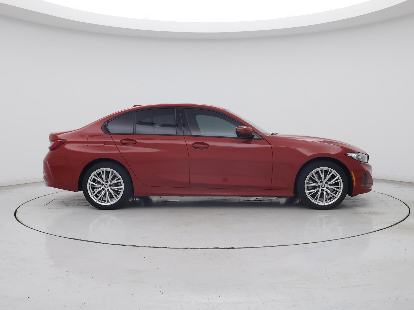 2024 BMW 3 Series 330i - Photo 8