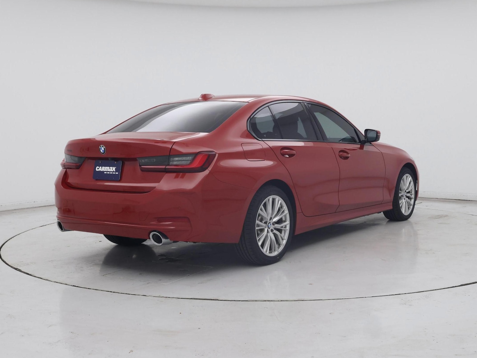 2024 BMW 3 Series 330i - Photo 9