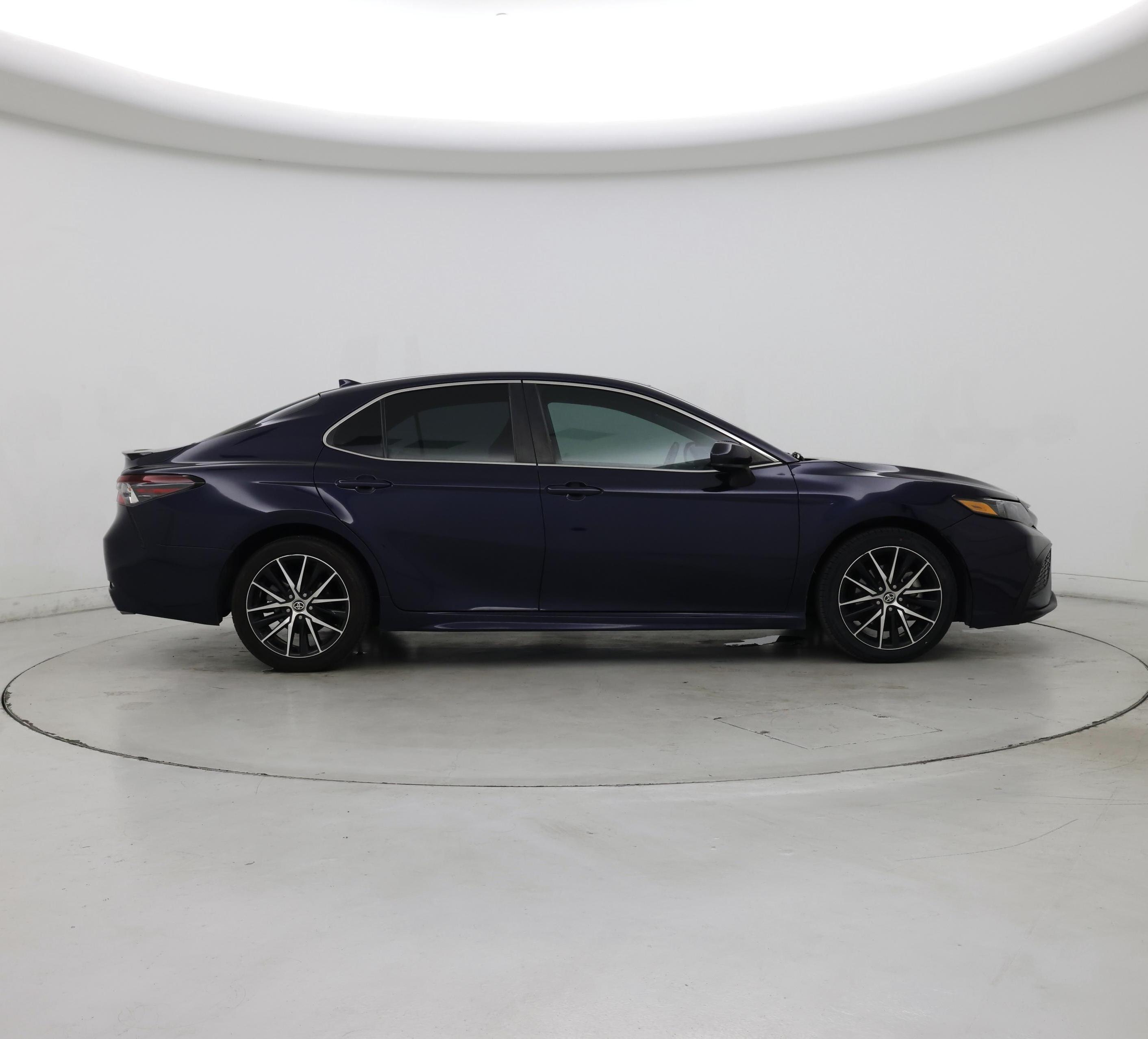 Thumbnail: 2021 Toyota Camry - 7