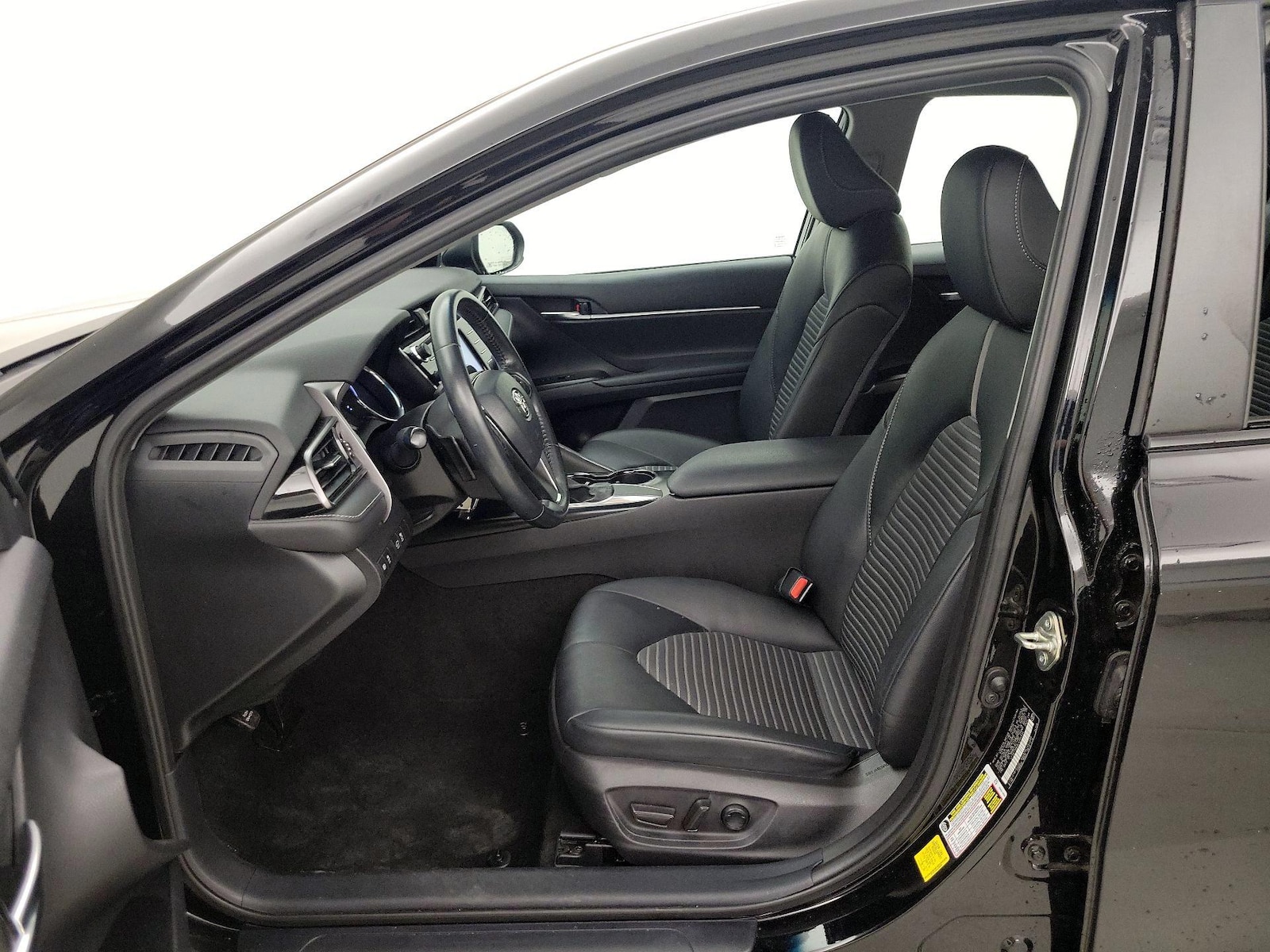 Power Seat(s) & Side Airbags