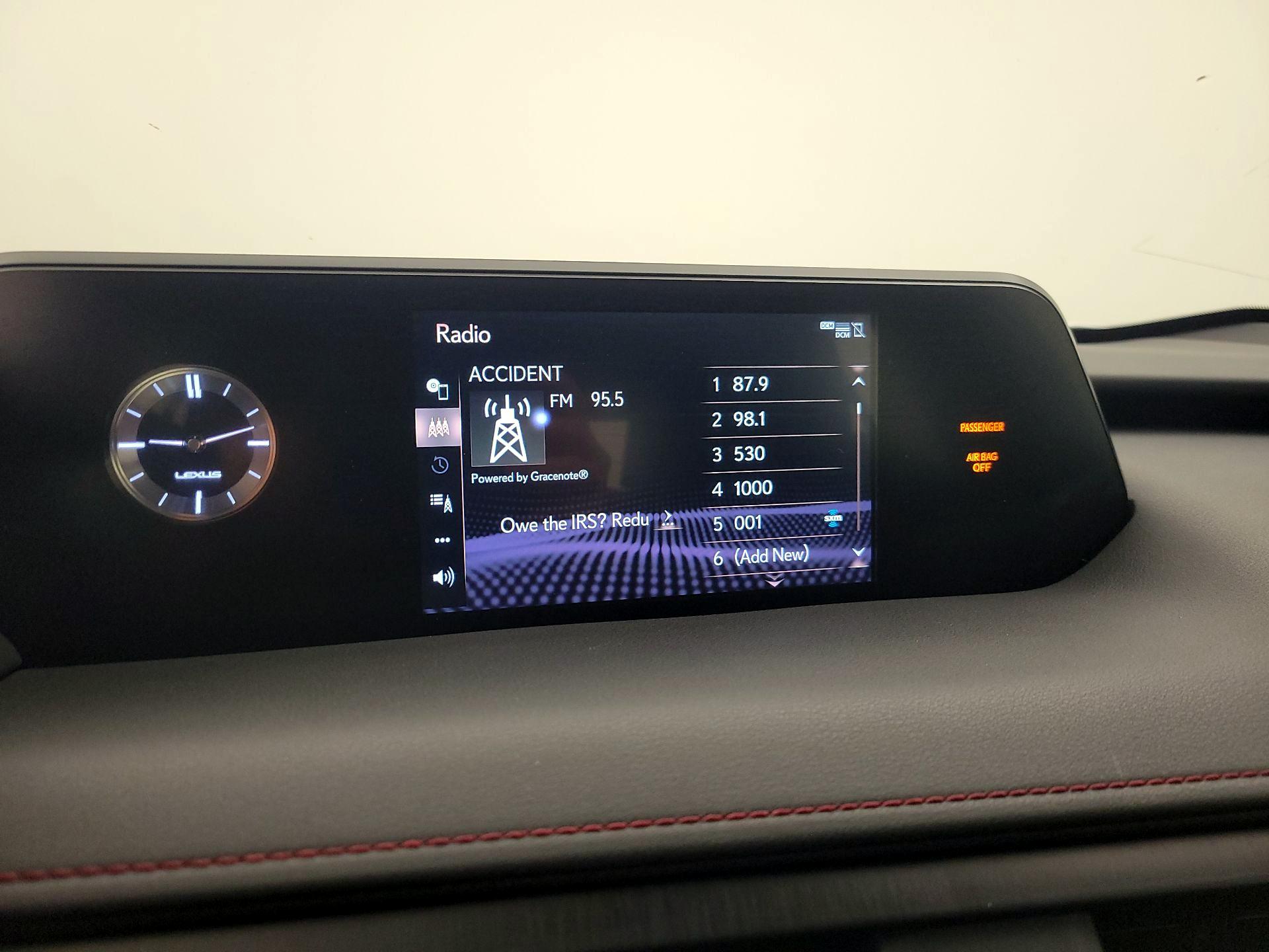 Thumbnail: 2019 Lexus UX - 14