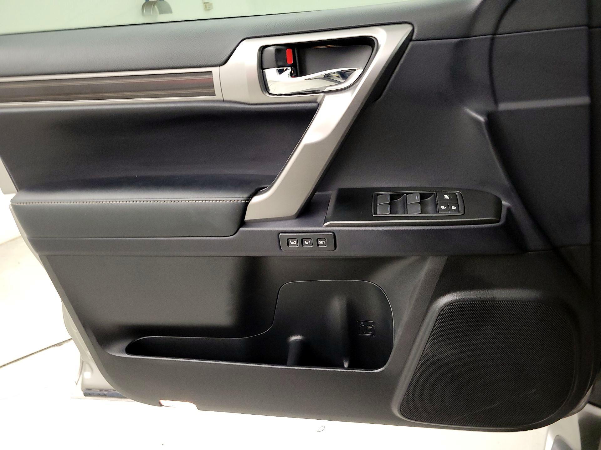 Thumbnail: 2023 Lexus GX - 12