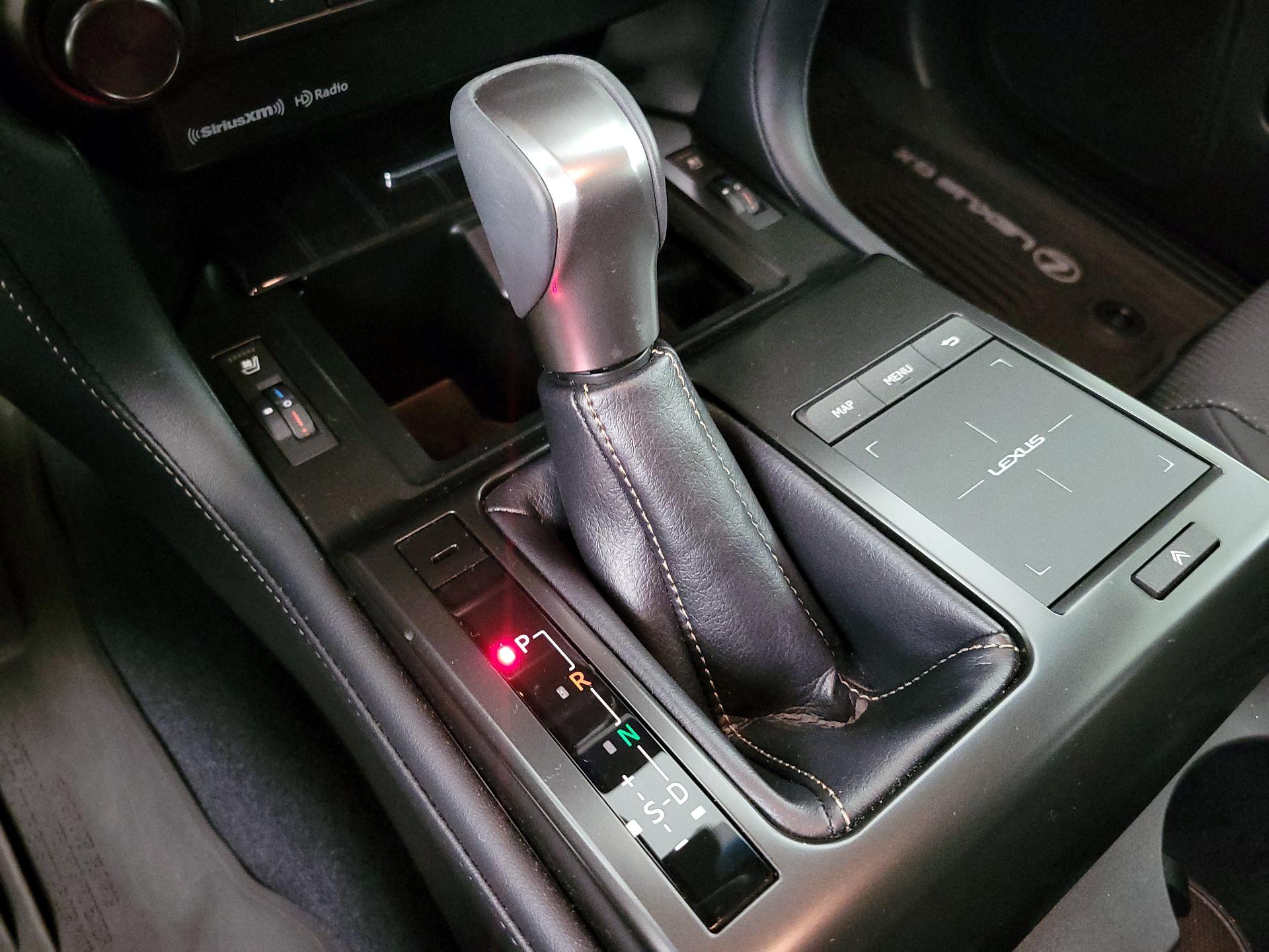 Thumbnail: 2023 Lexus GX - 18