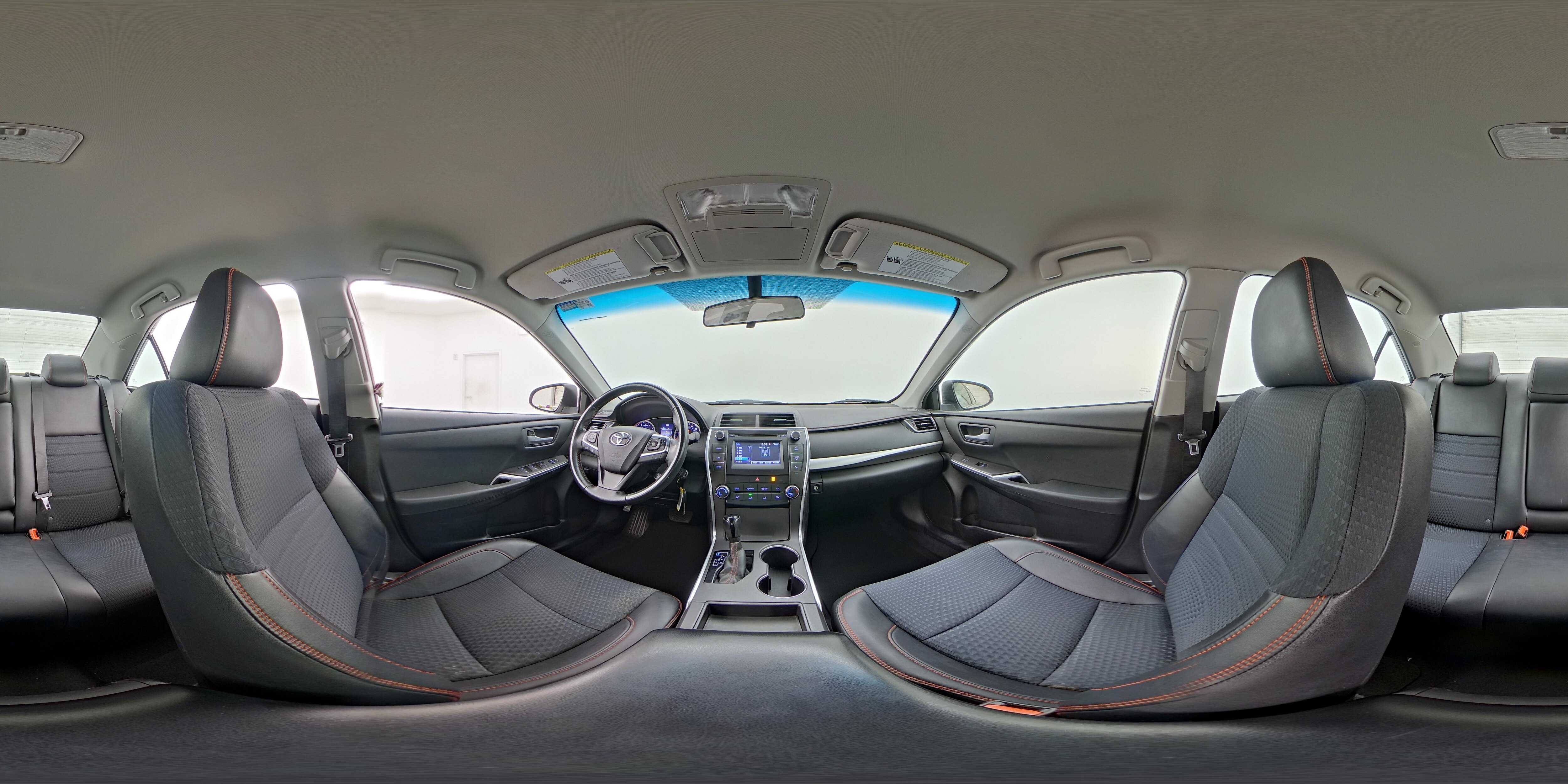 2015 Toyota Camry SE - Photo 24