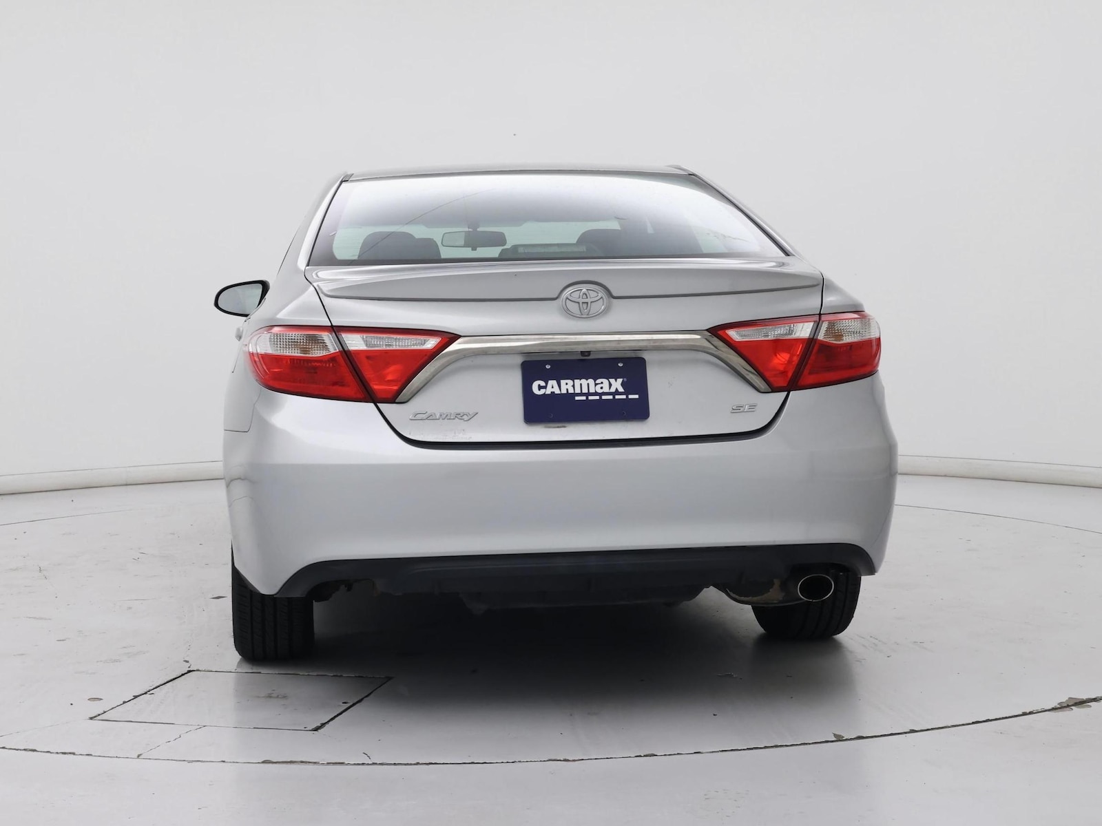 2015 Toyota Camry SE - Photo 7