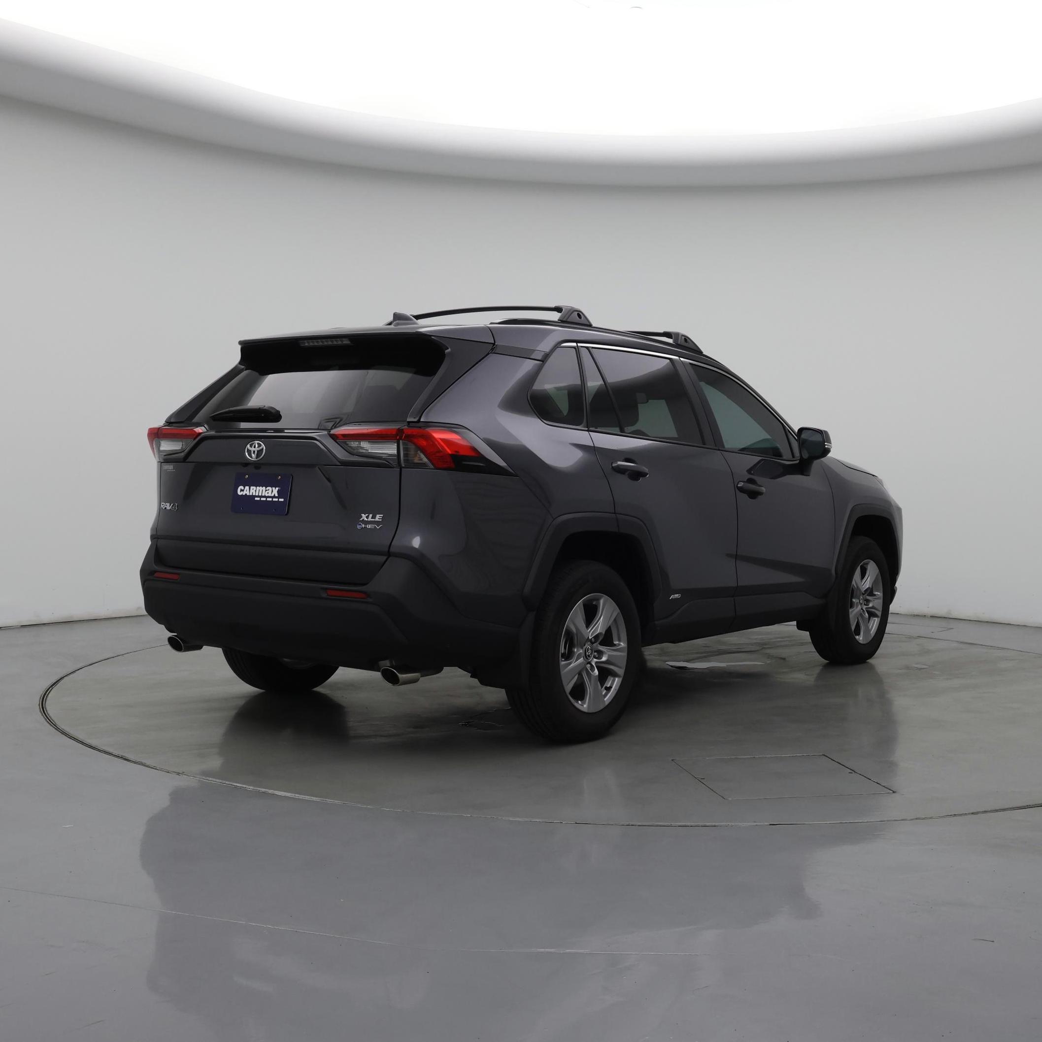 Thumbnail: 2025 Toyota RAV4 - 8