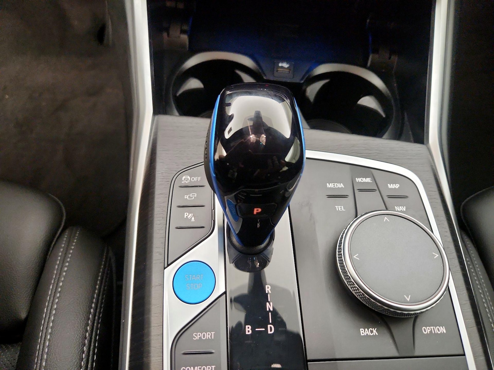 2023 BMW i4 35 - Photo 19