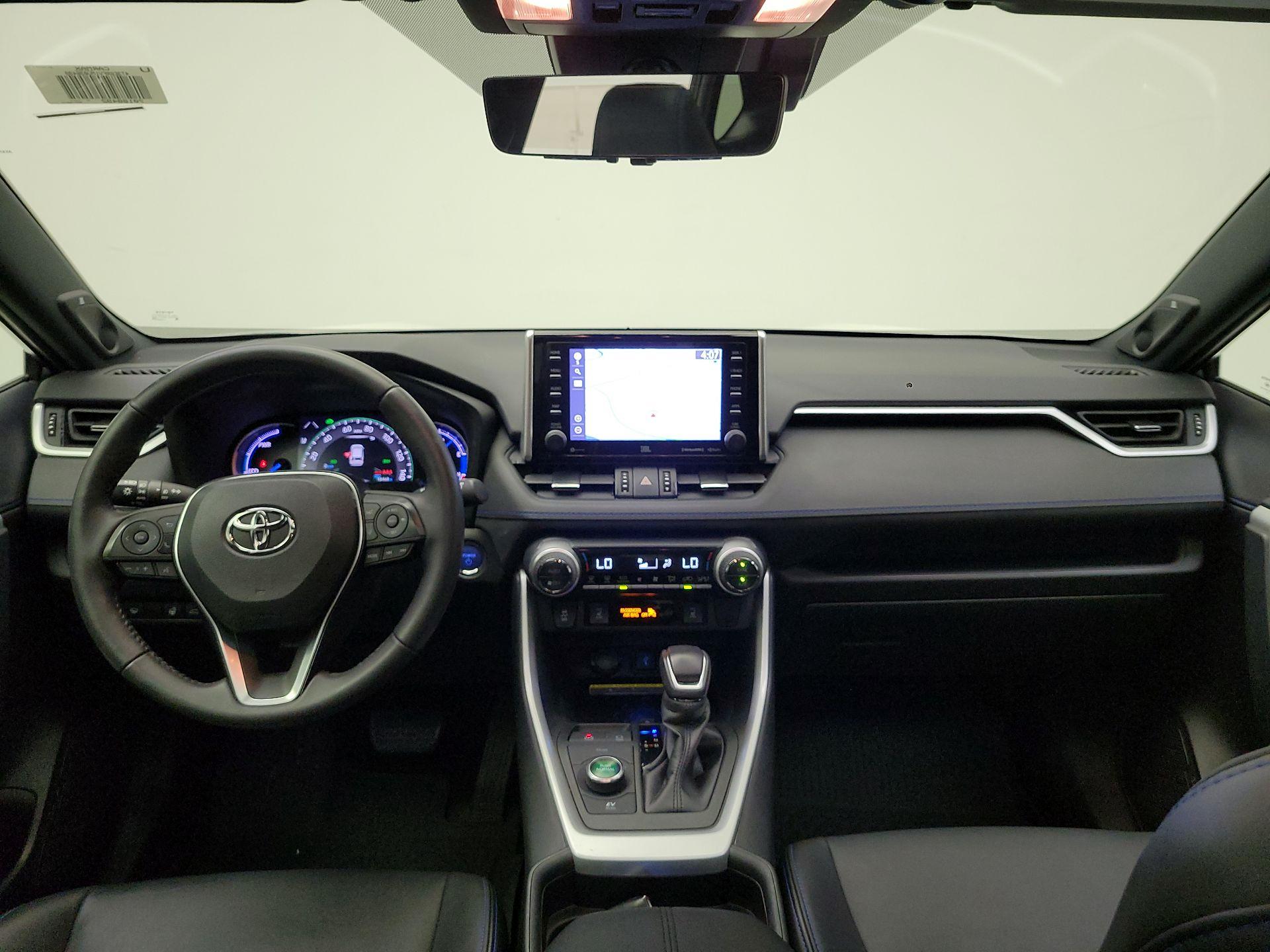 Thumbnail: 2021 Toyota RAV4 - 9