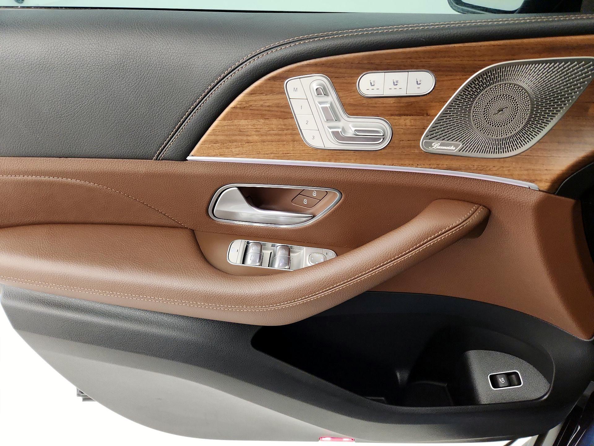 Thumbnail: 2024 Mercedes-Benz GLS - 10