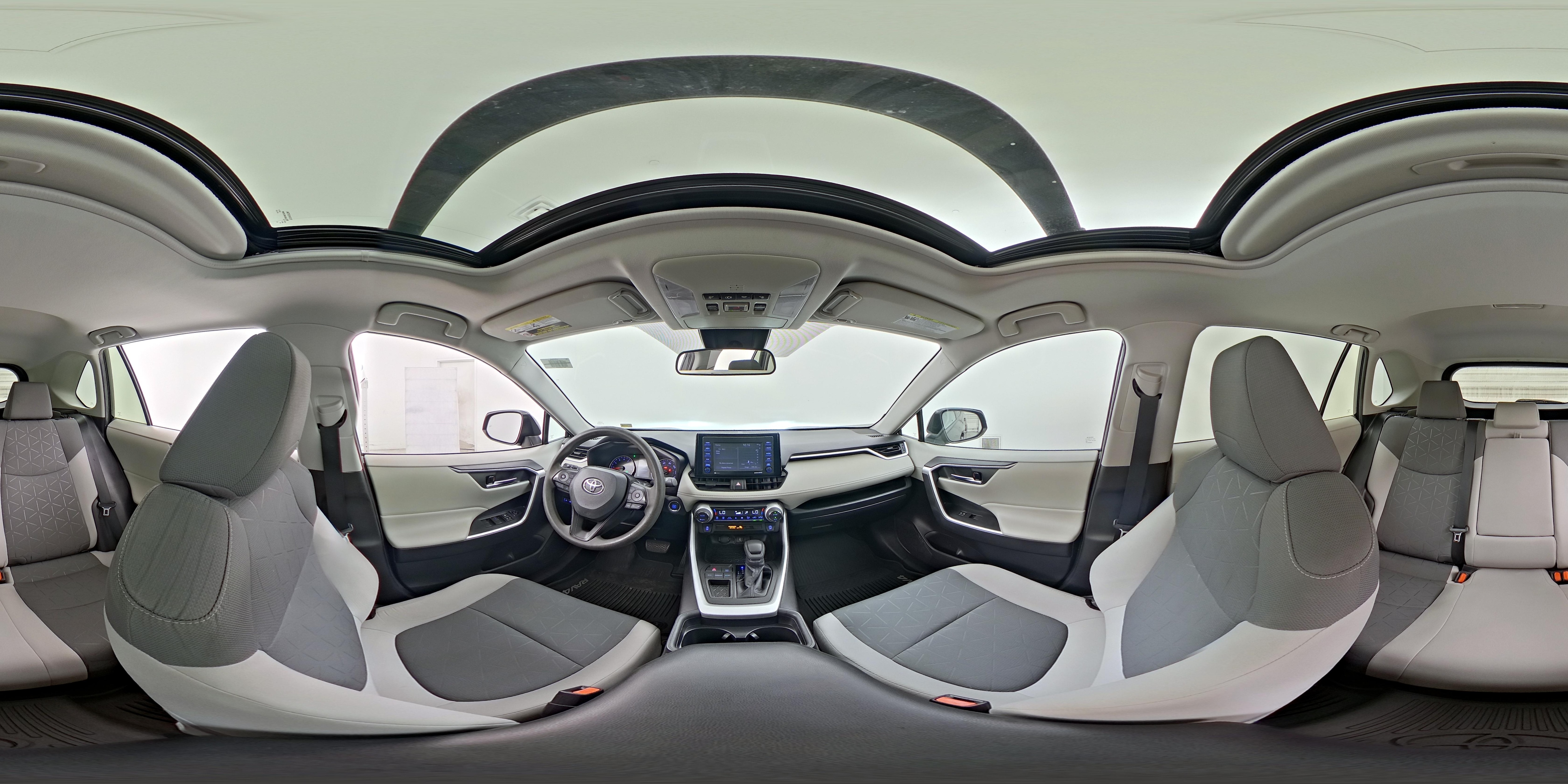 2020 Toyota RAV4 XLE - Photo 25