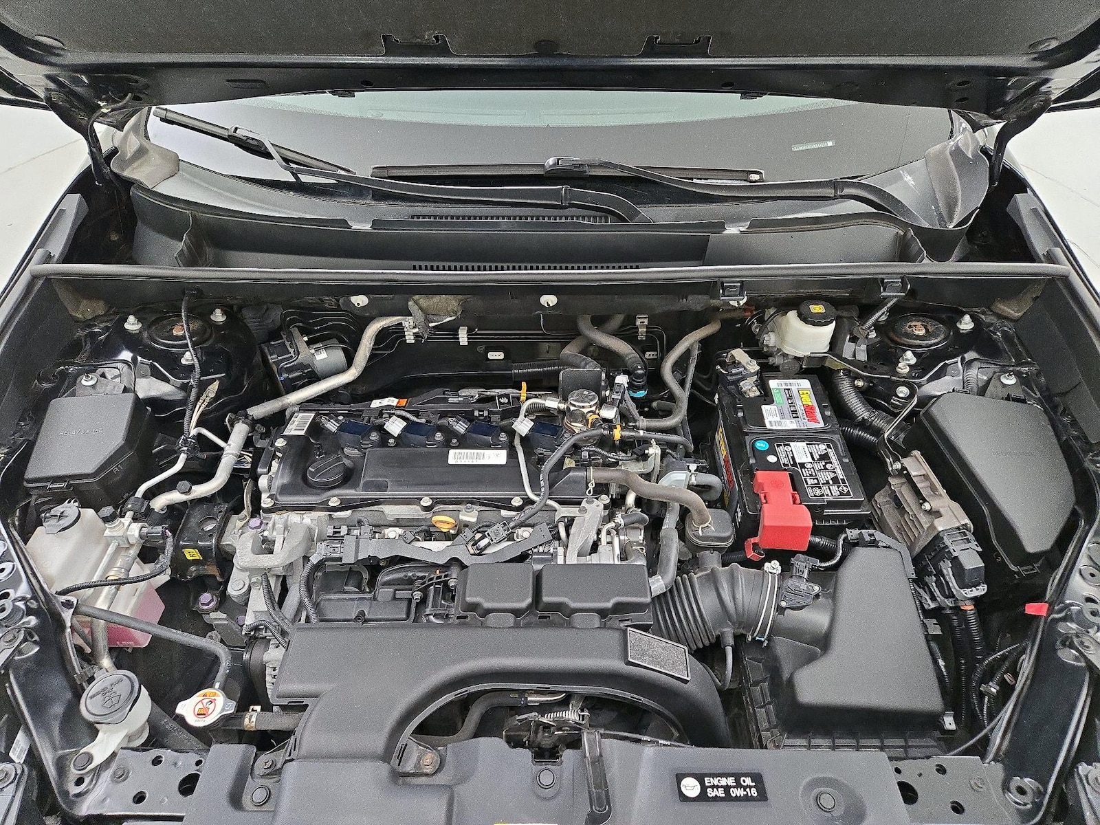 2020 Toyota RAV4 XLE - Photo 23