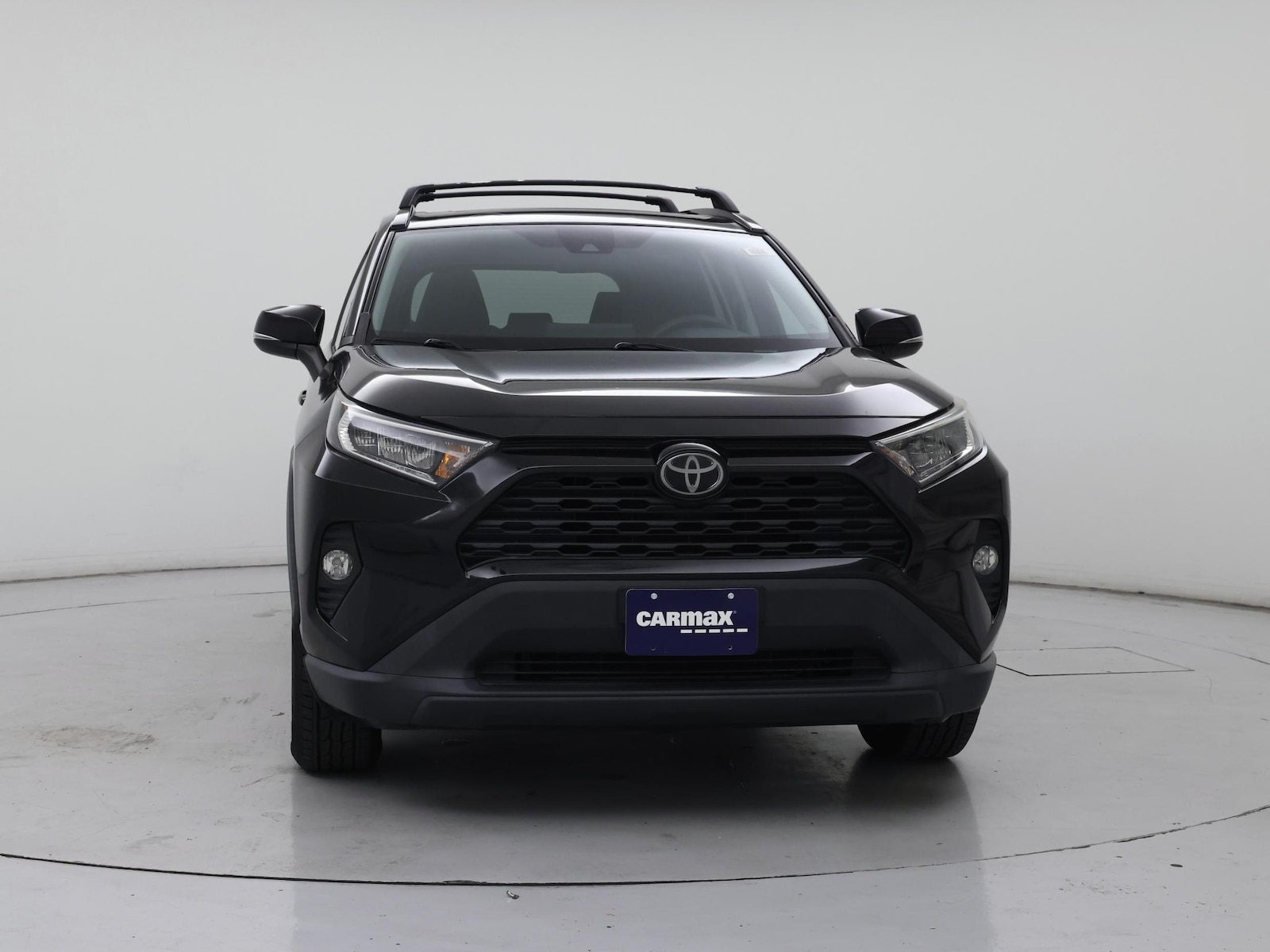 2020 Toyota RAV4 XLE - Photo 6